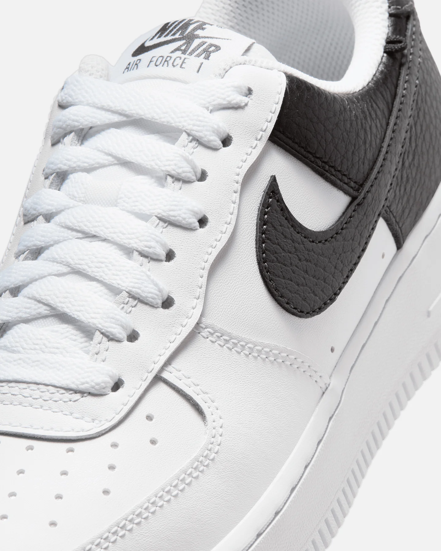 Nike Women's Air Force 1 '07 Black/White - Image 6