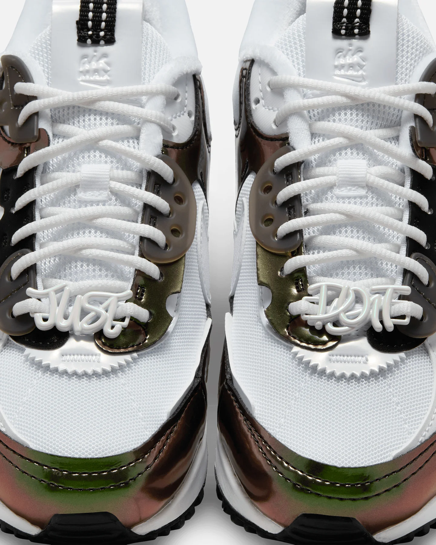 Nike Women's Air Max 90 Futura SE White/Black - Image 8