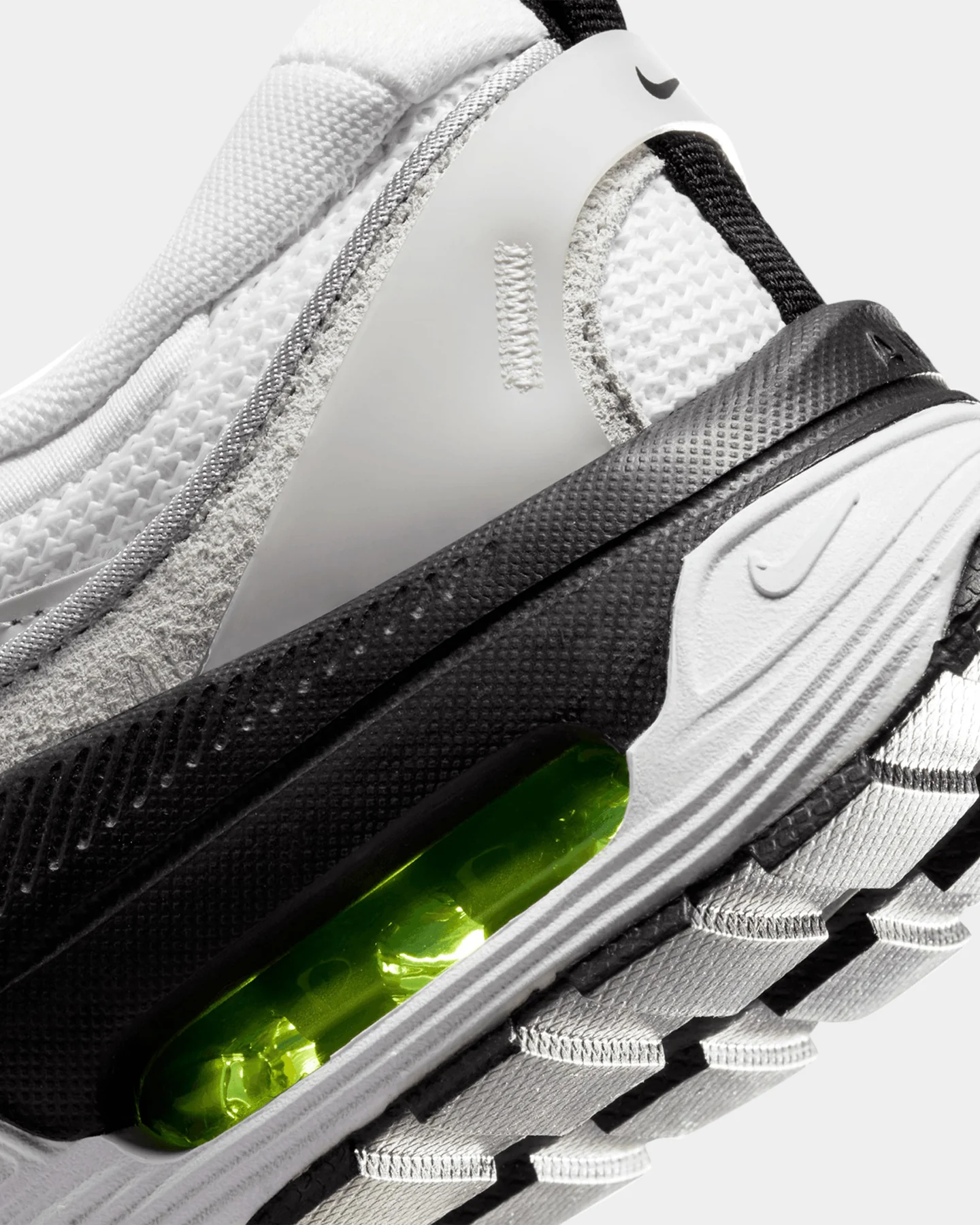 Nike Women's Air Max Bliss White/Metallic - Image 7