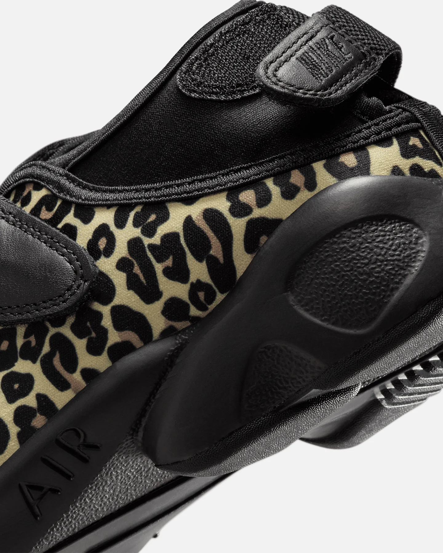 Nike Women's Air Rift Black/Hemp - Image 8