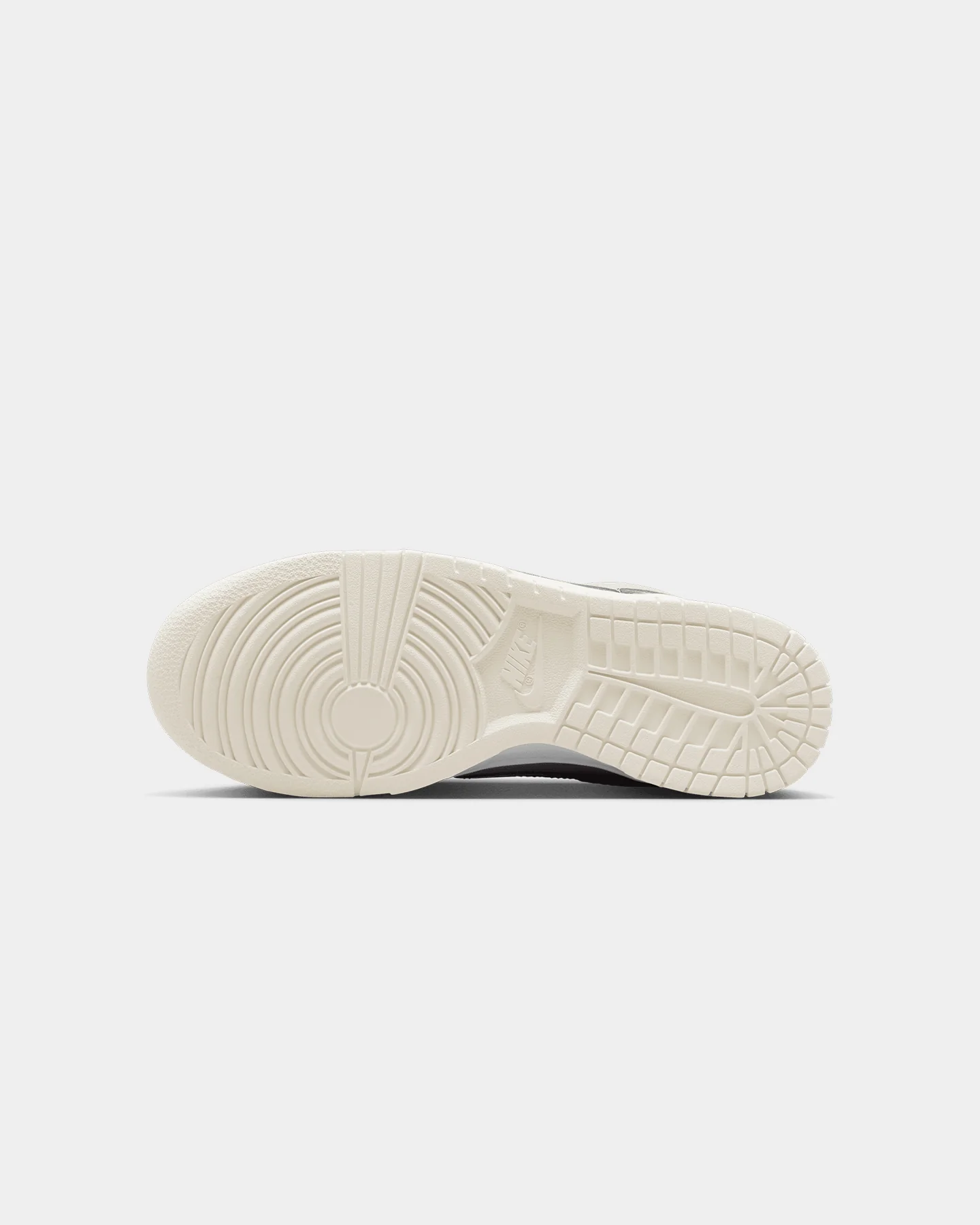 Nike Women's Dunk Low White/Sail-White - Image 5