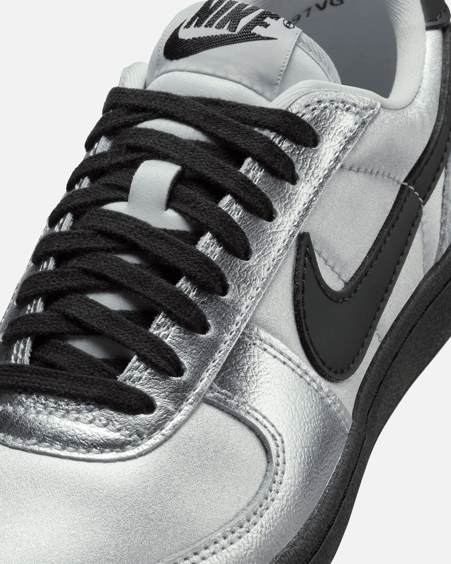 Nike Women's Field General Silver/Black - Image 6
