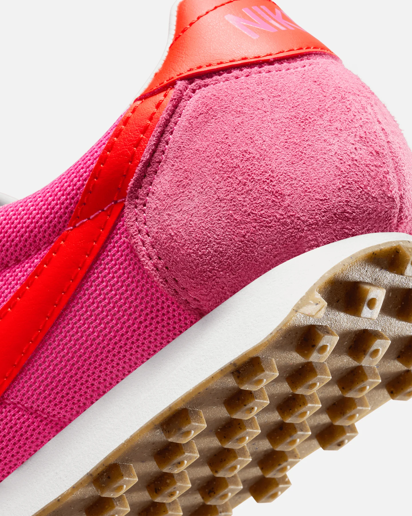 Nike Women's LD-1000 Pink - Image 8