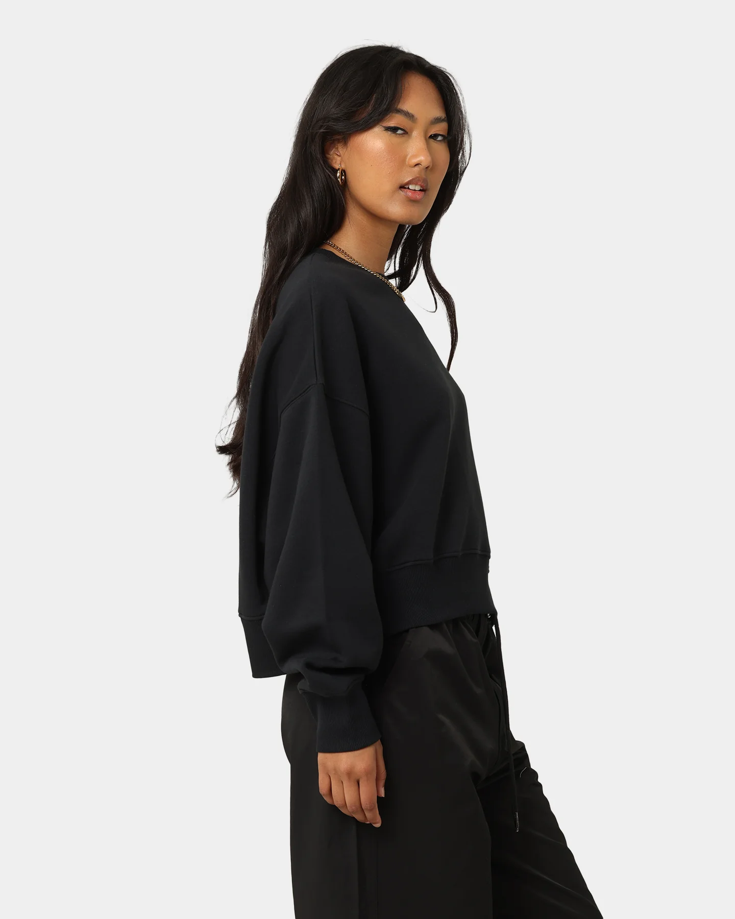 Nike Women's Nike Sportswear Style Fleece Over-Oversized Crewneck Black/Sail - Image 5