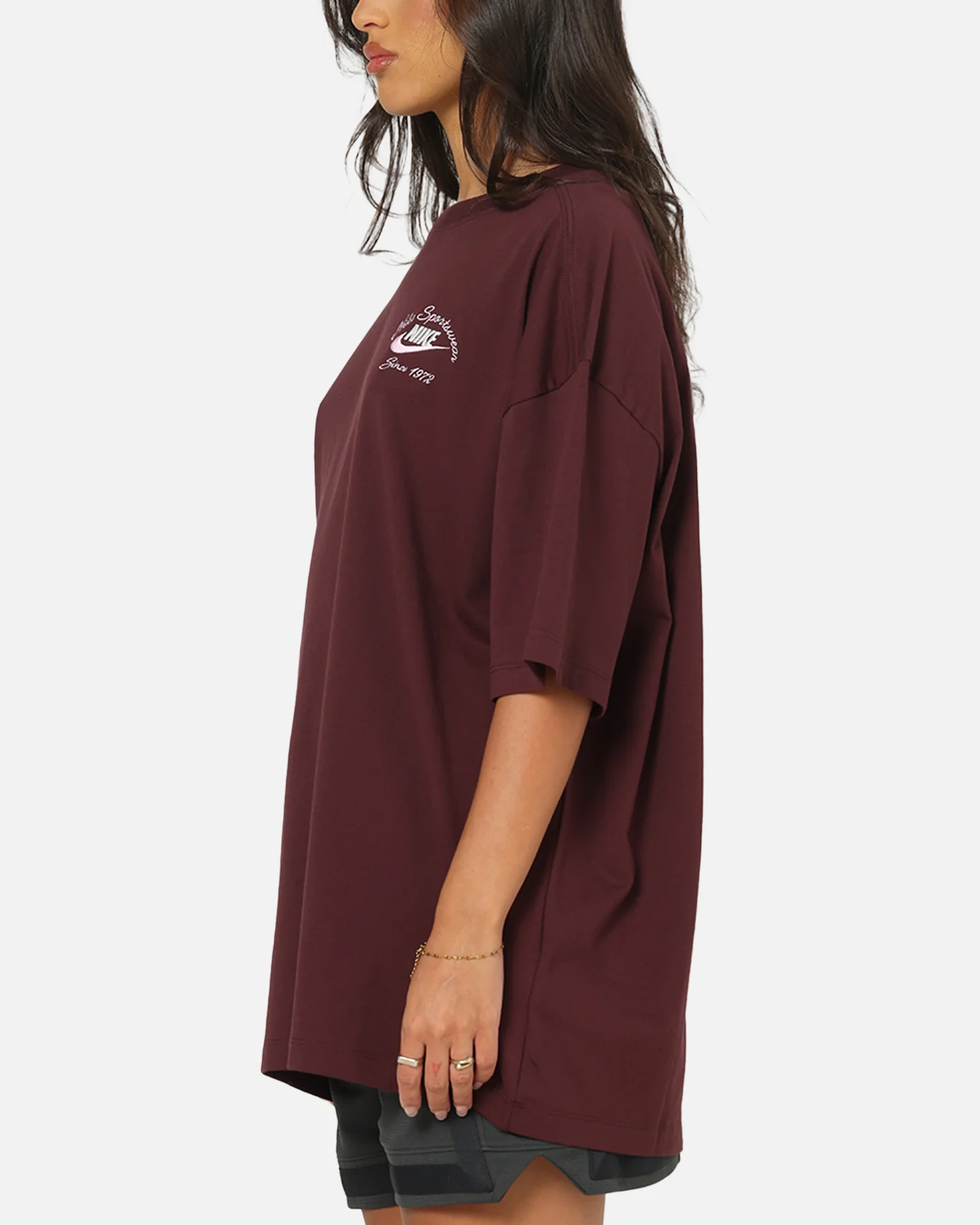 Nike Women's Sportswear Country Club Graphic Oversized T-Shirt Burgundy - Image 6