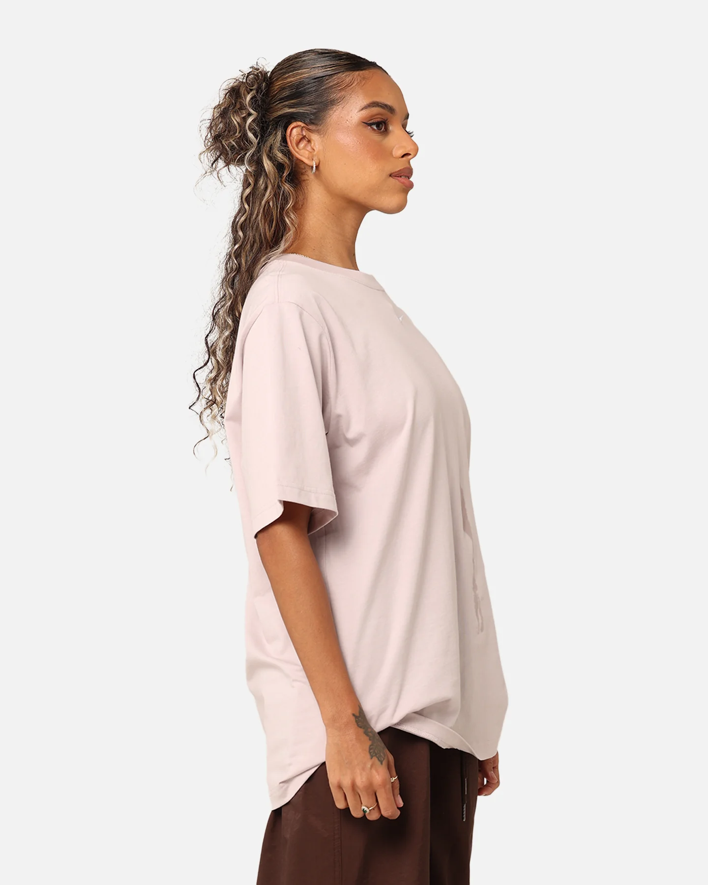 Nike Women's Sportswear Essential Boyfriend T-Shirt Light Orewood Brown/Sail - Image 5