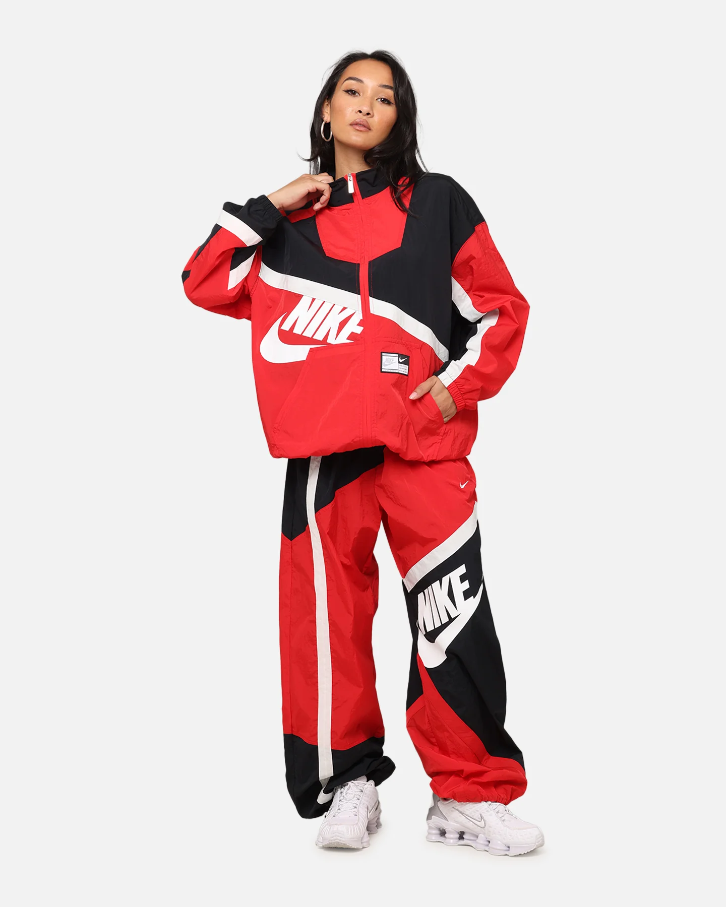 Nike Women's Sportswear Mid-Rise Street Woven Open-Hem Pants University Red/Black/Sail - Image 2
