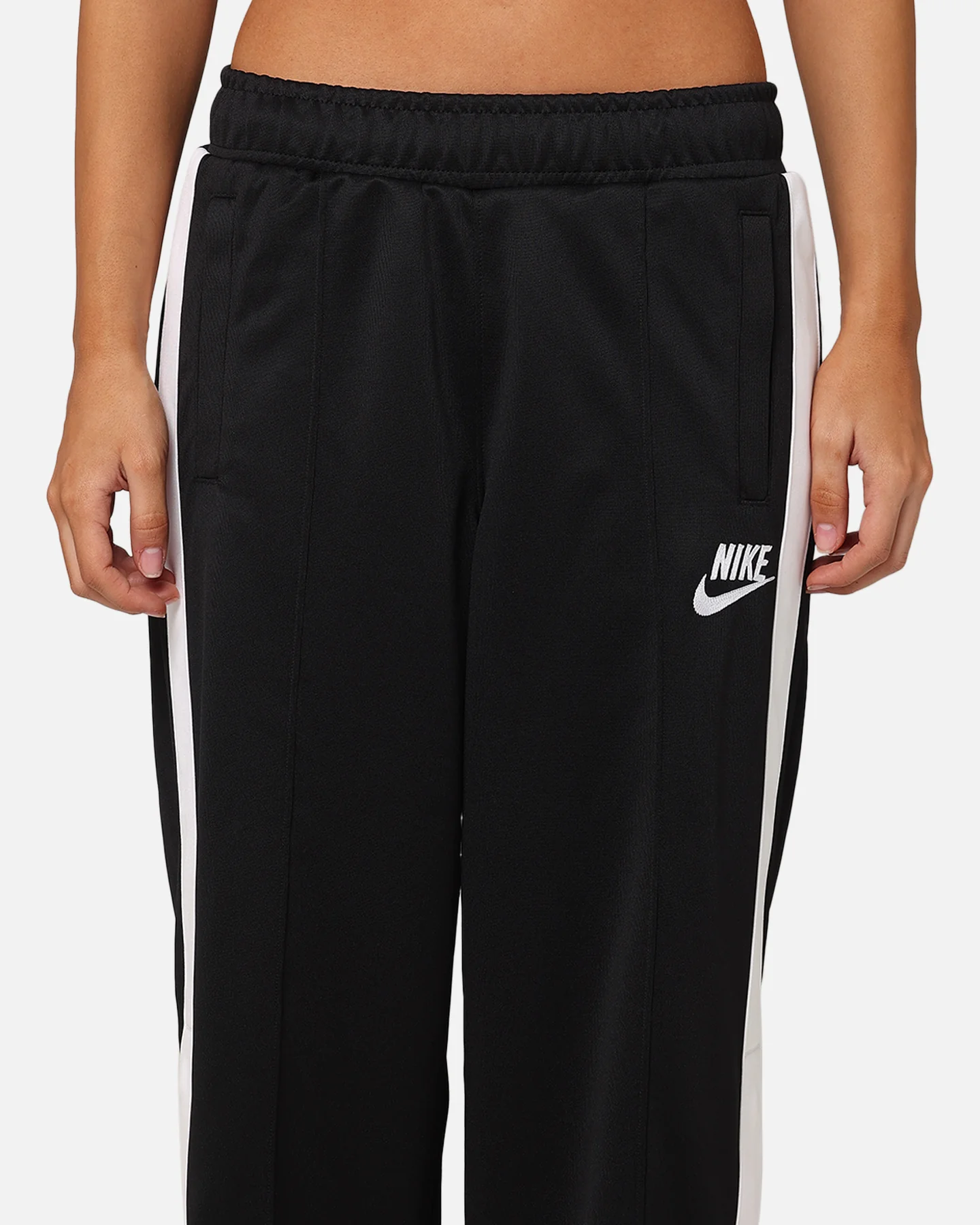 Nike Women's Sportswear Pants Black/White - Image 7