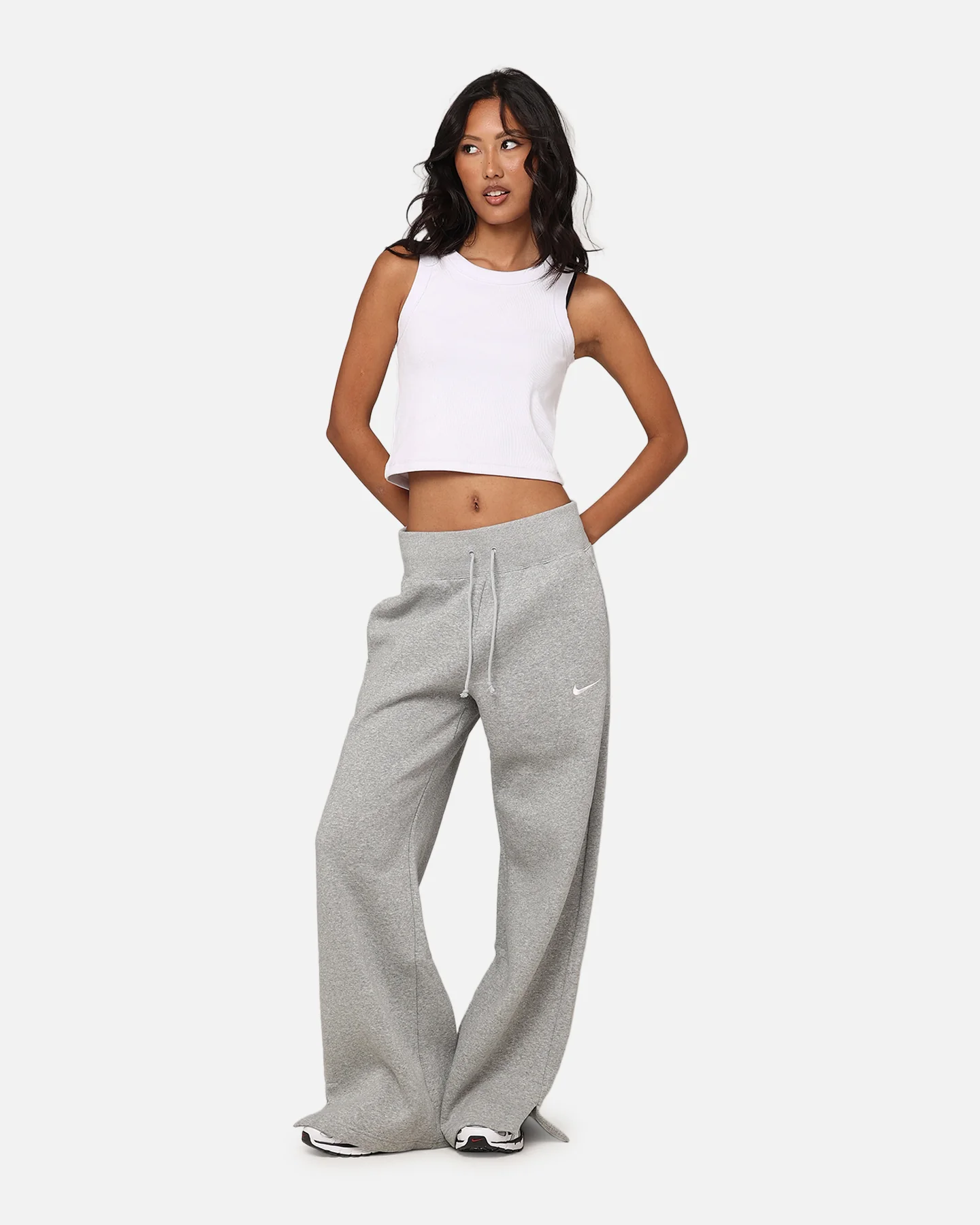 Nike Women's Sportswear Pheonix Fleece High Waisted Wide Leg Sweat Pants Dark Grey Heather - Image 2