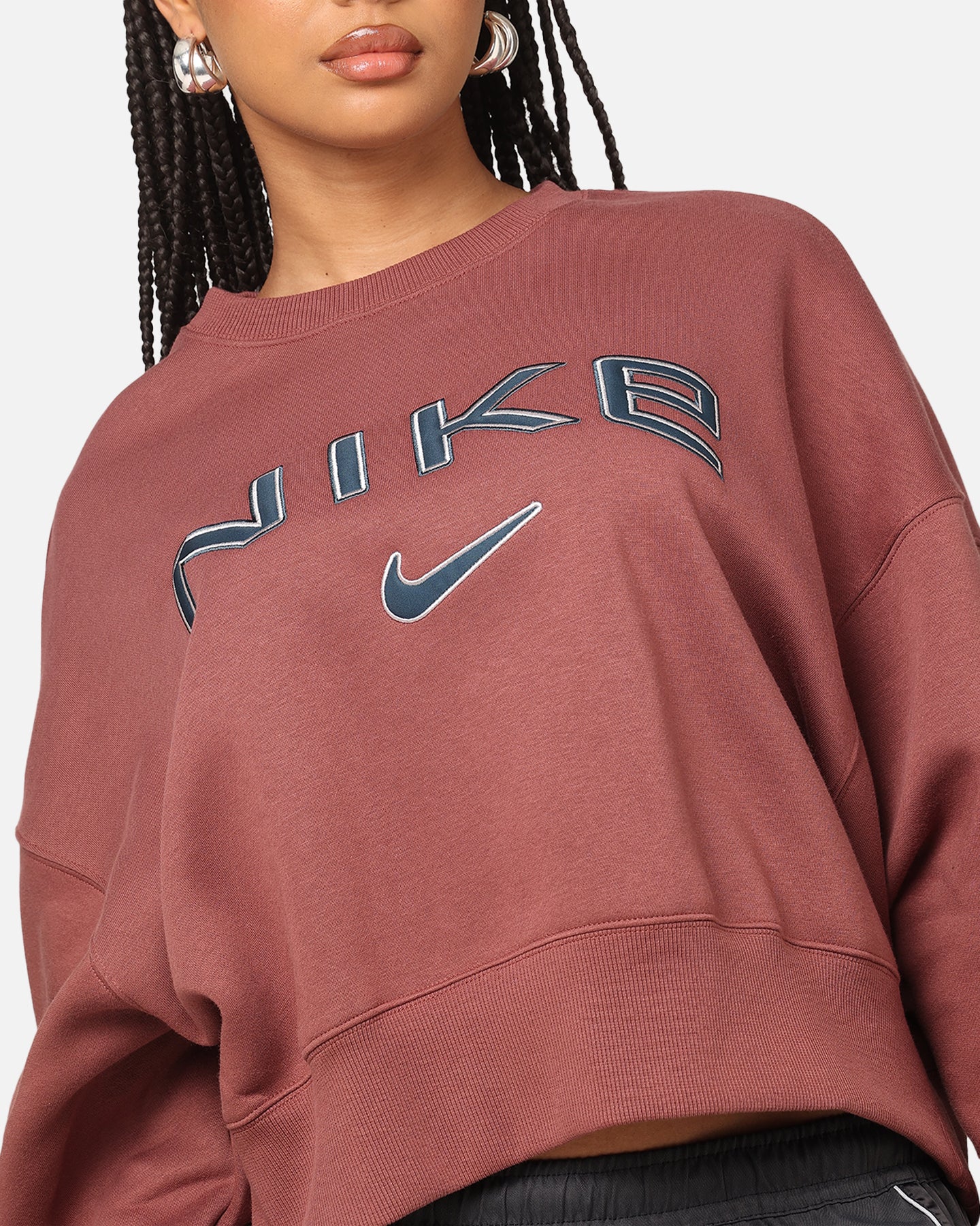 Nike Women's Sportswear Pheonix Fleece Oversized Logo Crewneck Red Sepia/Platinum Violet - Image 6