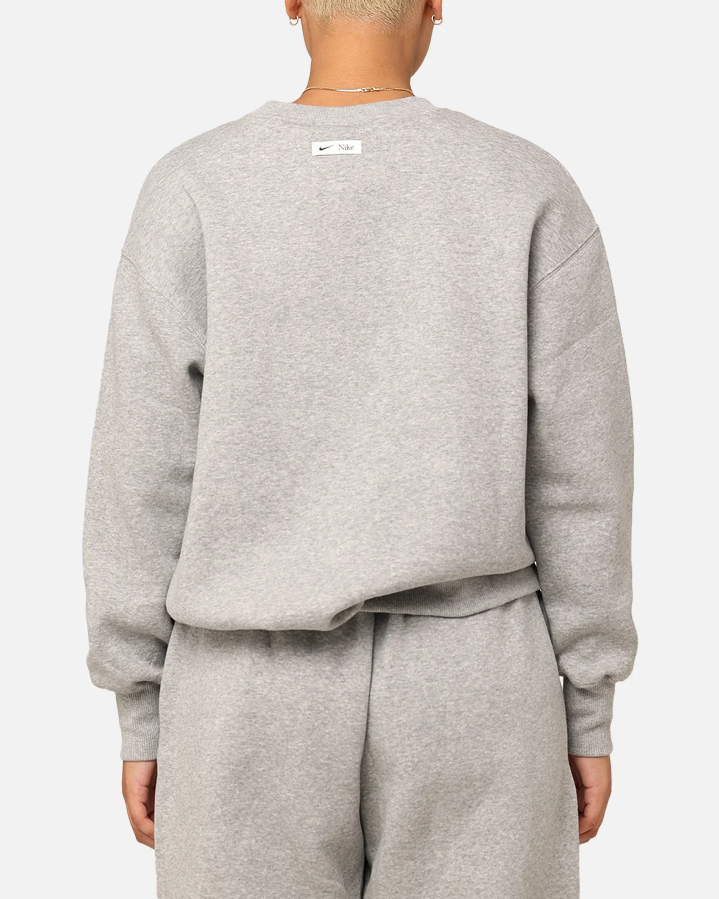 Nike Women's Sportswear Phoenix Fleece Oversized Logo Crewneck Dark Grey Heather - Image 3