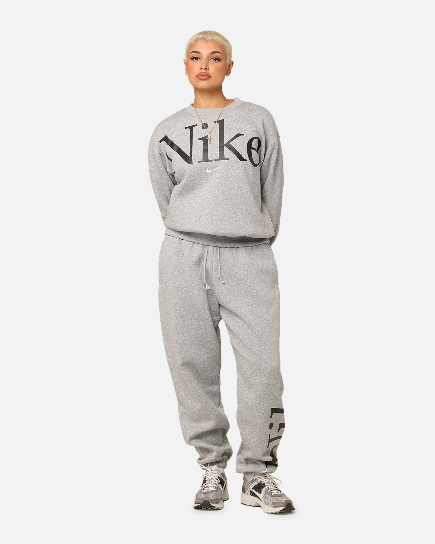 Nike Women's Sportswear Phoenix Fleece Oversized Logo Sweatpants Dark Grey Heather - Image 2
