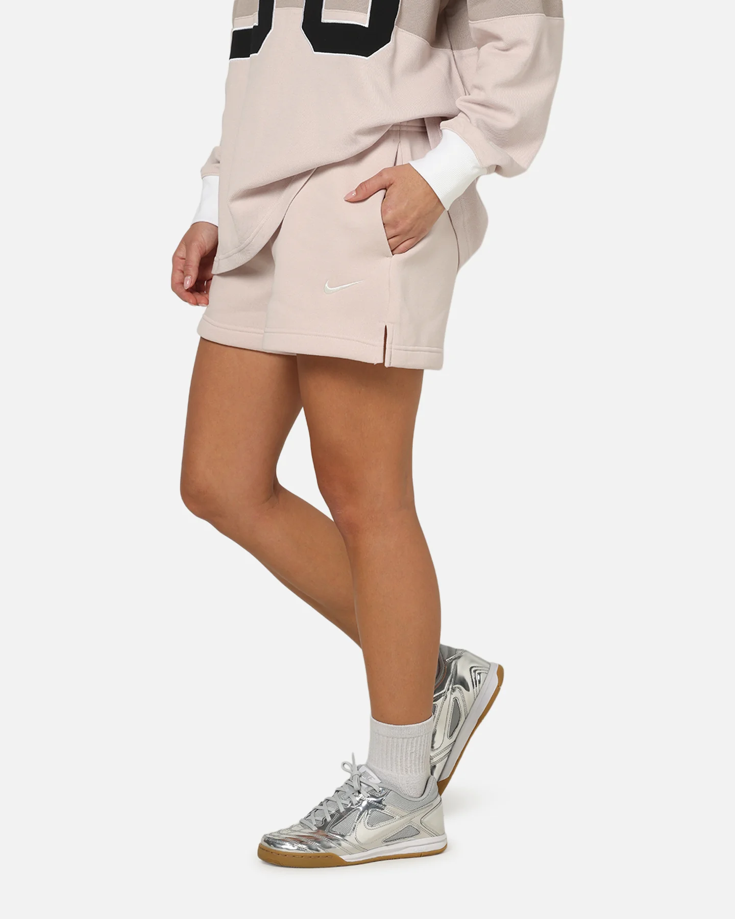 Nike Women's Sportswear Phoenix Fleece Shorts Pink/White - Image 5