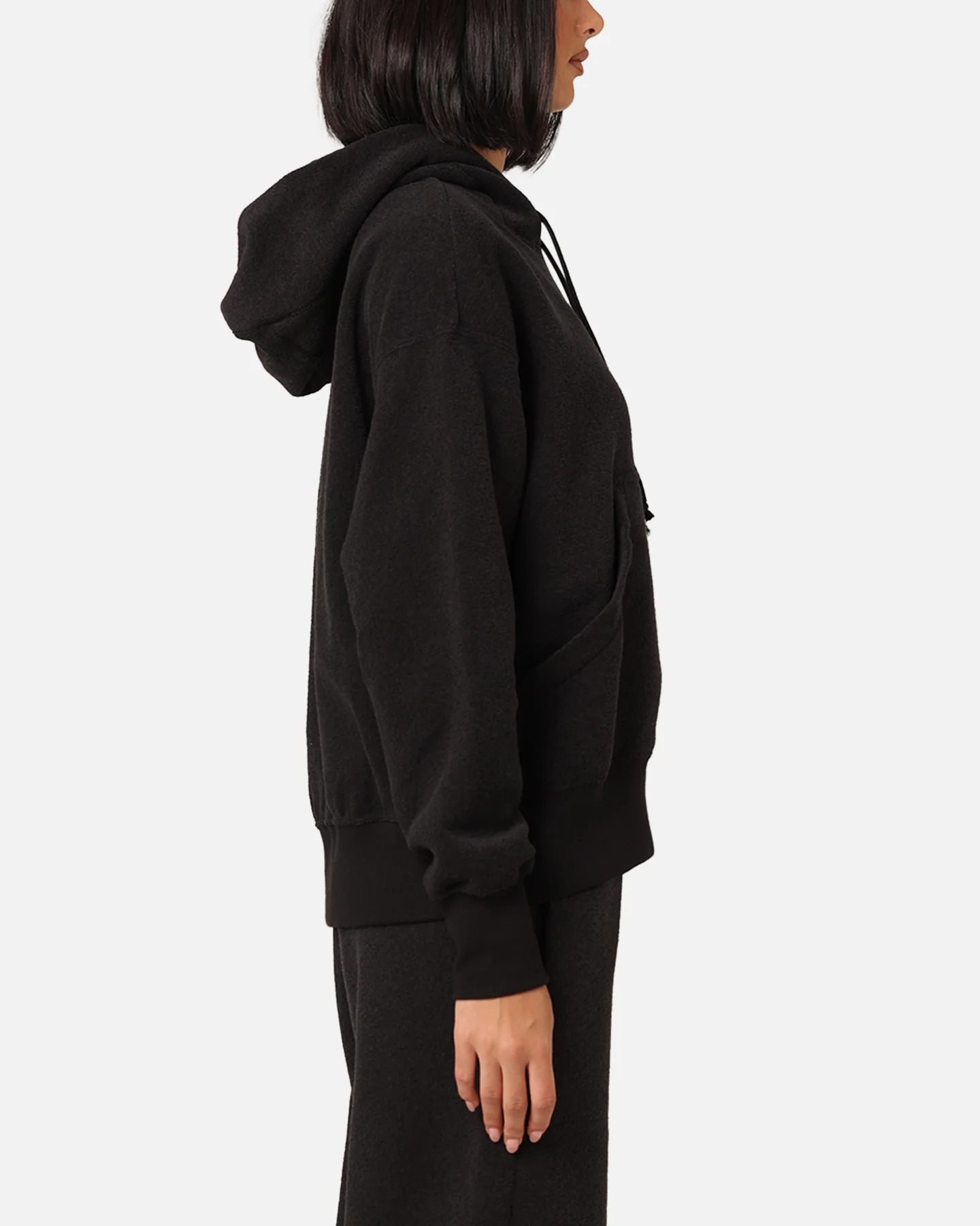 Nike Women's Sportswear Phoenix Plush Oversized Cosy Fleece Hoodie Black/Sail - Image 4