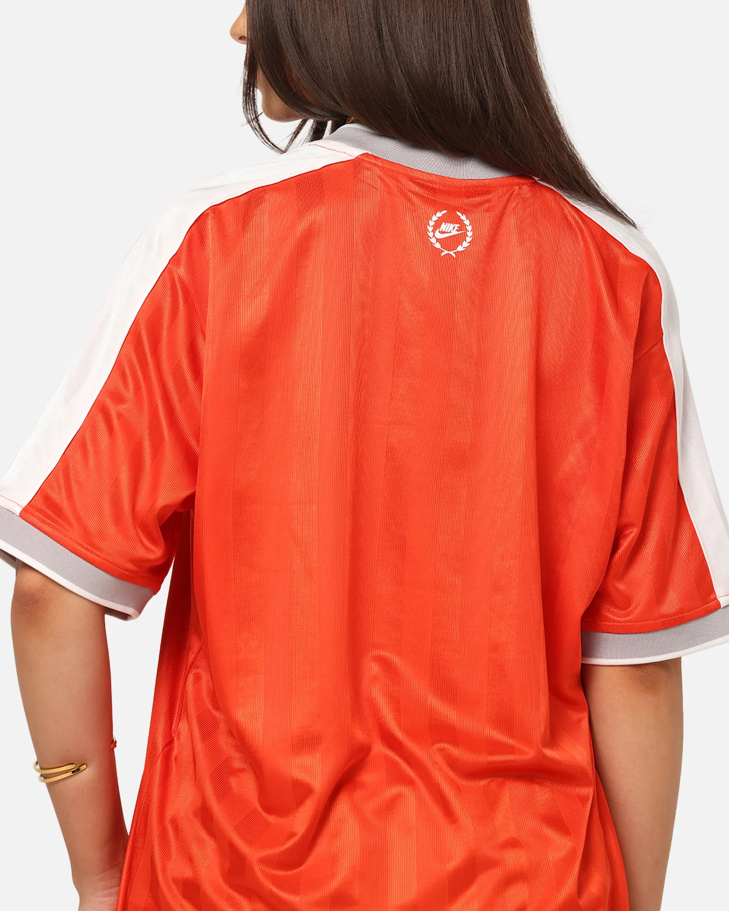Nike Women's Sportswear V-Neck Jersey T-Shirt Picante Red/Sail - Image 7