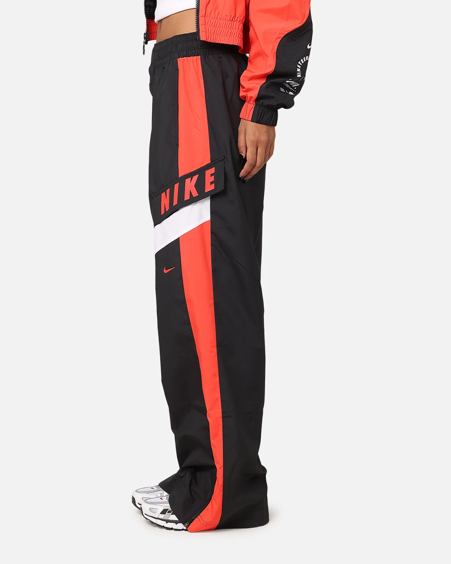 Nike Women's Sportswear Woven Oversized Pant Black/Light Crimson/White - Image 5
