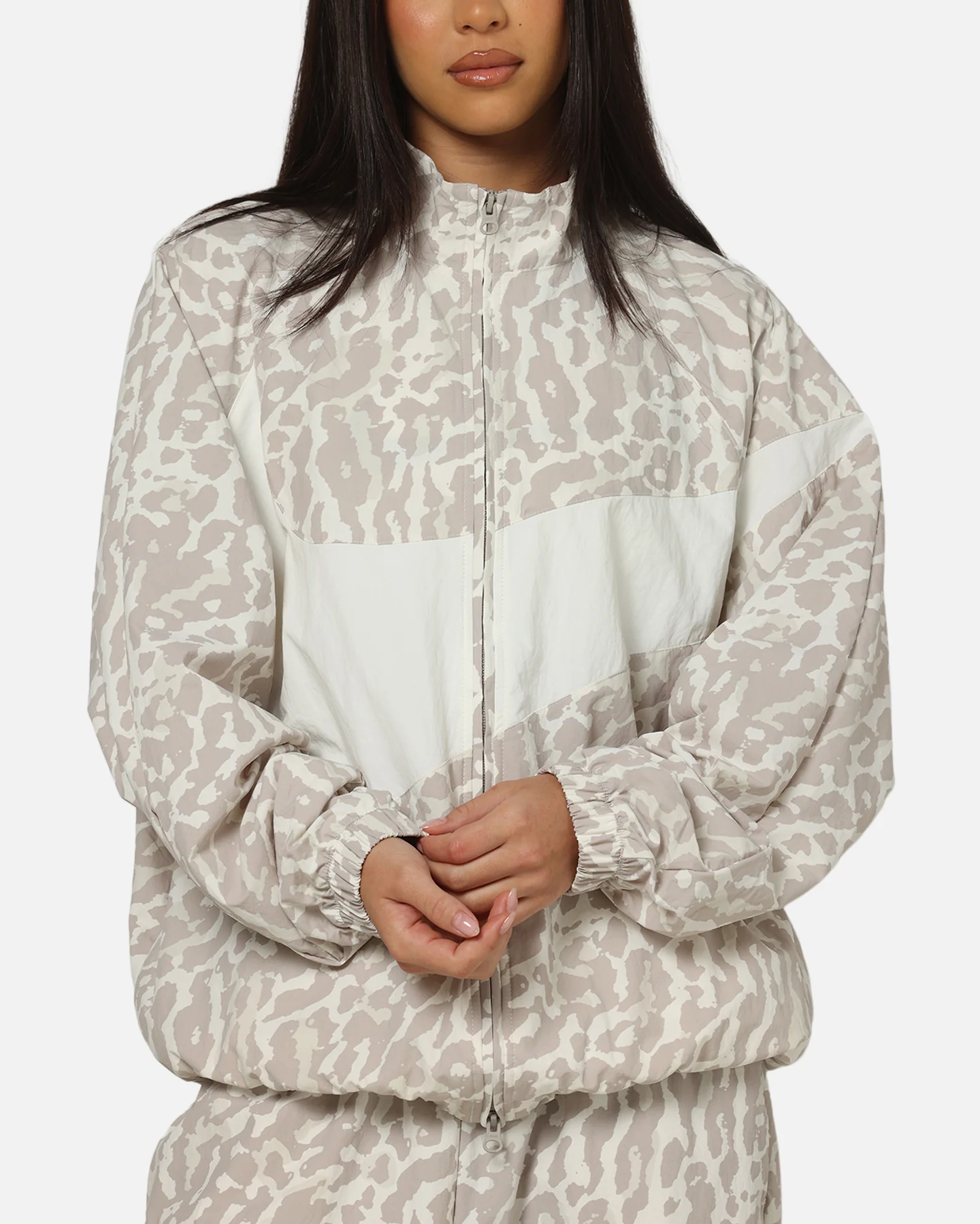 Nike Women's Sportswear Woven Printed Jacket Leopard/White - Image 6