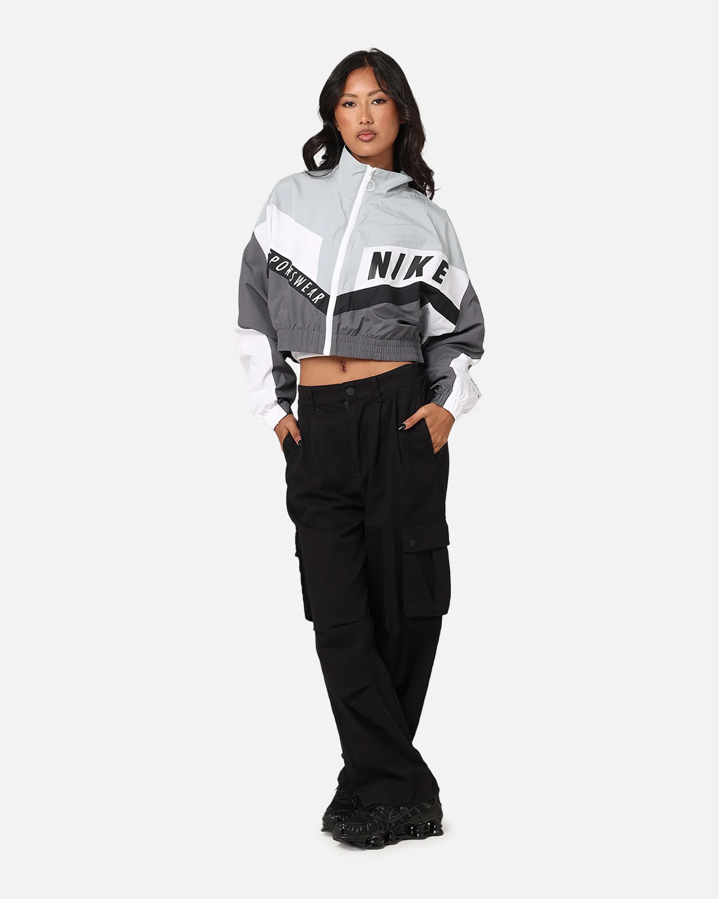 Nike Women's Sportswear Woven Street Jacket Iron Grey/Light Pumice/White - Image 2