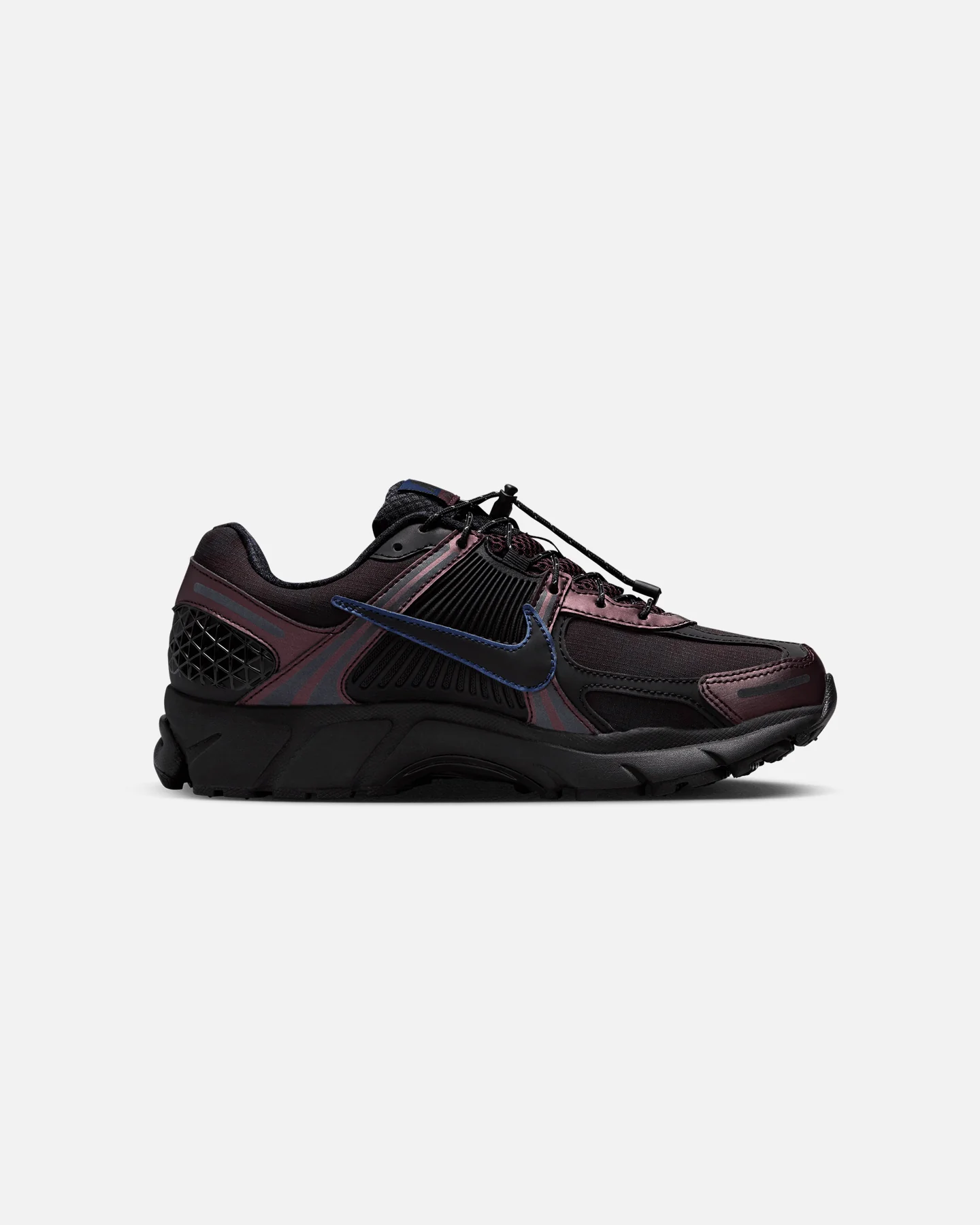 Nike Women's Zoom Vomero 5 Burgundy - Image 4