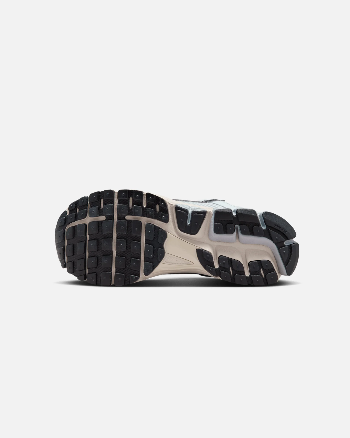 Nike Women's Zoom Vomero 5 Pure Platinum - Image 5