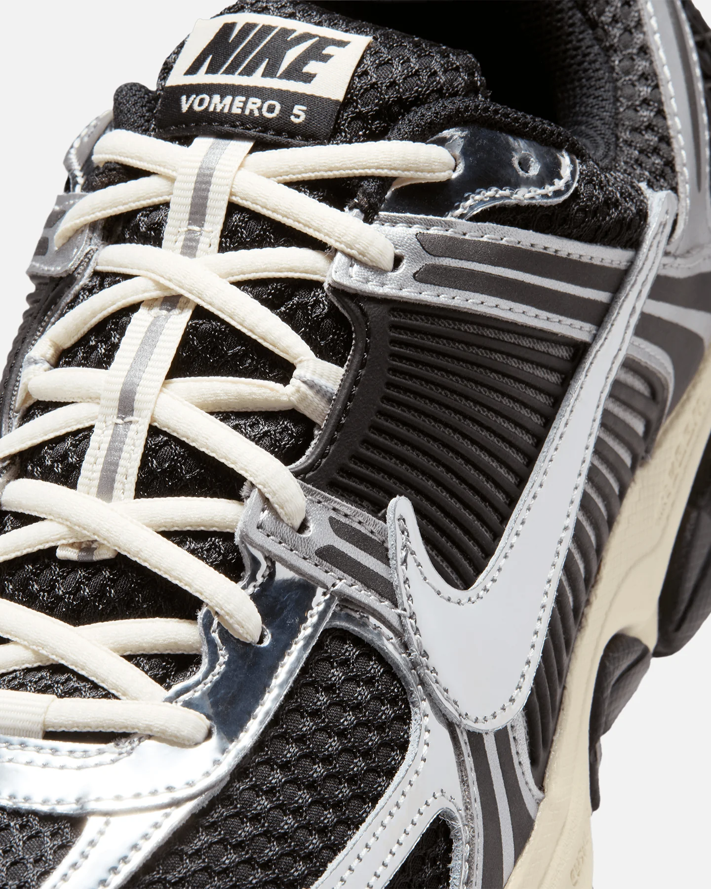 Nike Zoom Vomero 5 Black/Chrome/White - Image 6