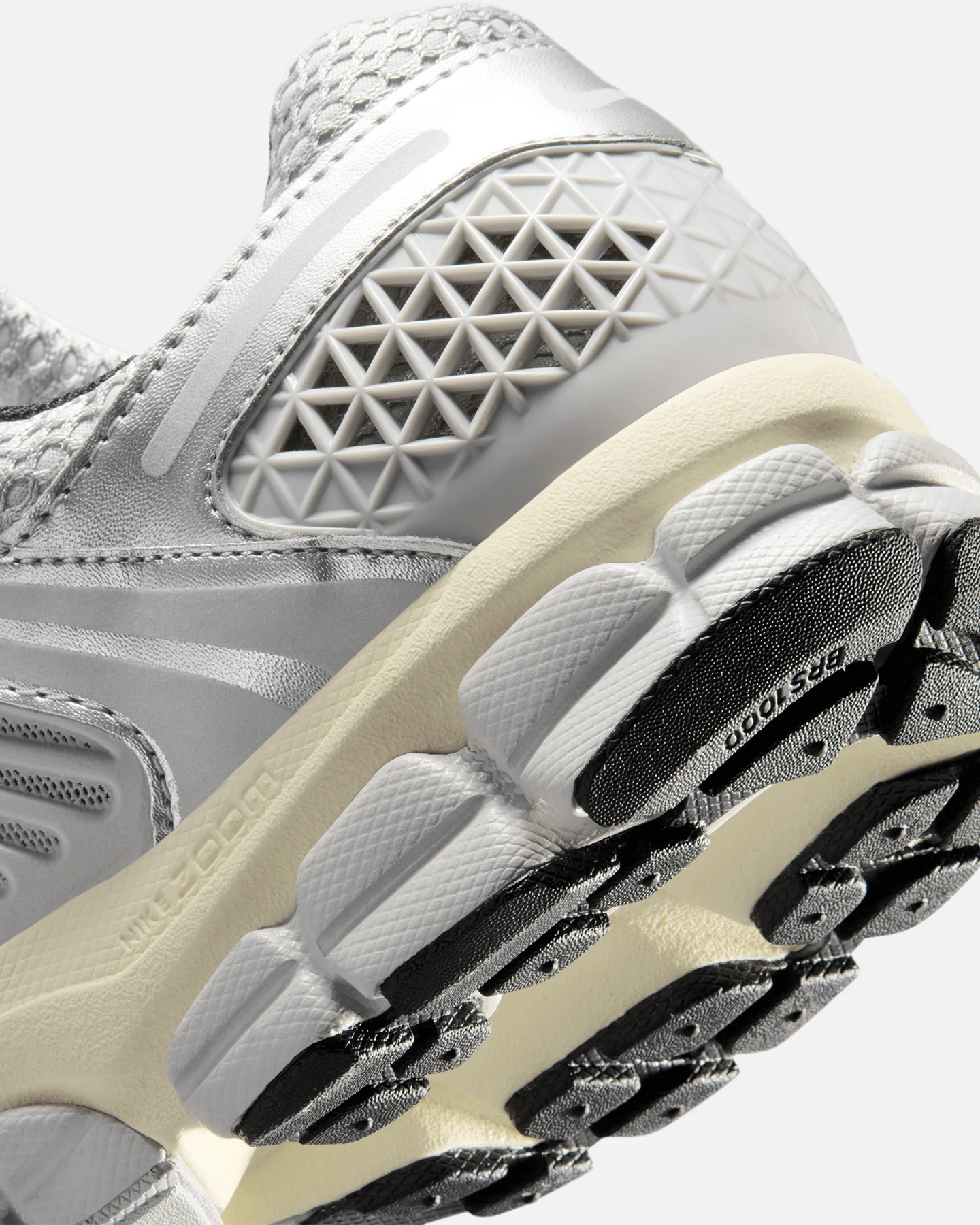 Nike Zoom Vomero 5 Grey - Image 8