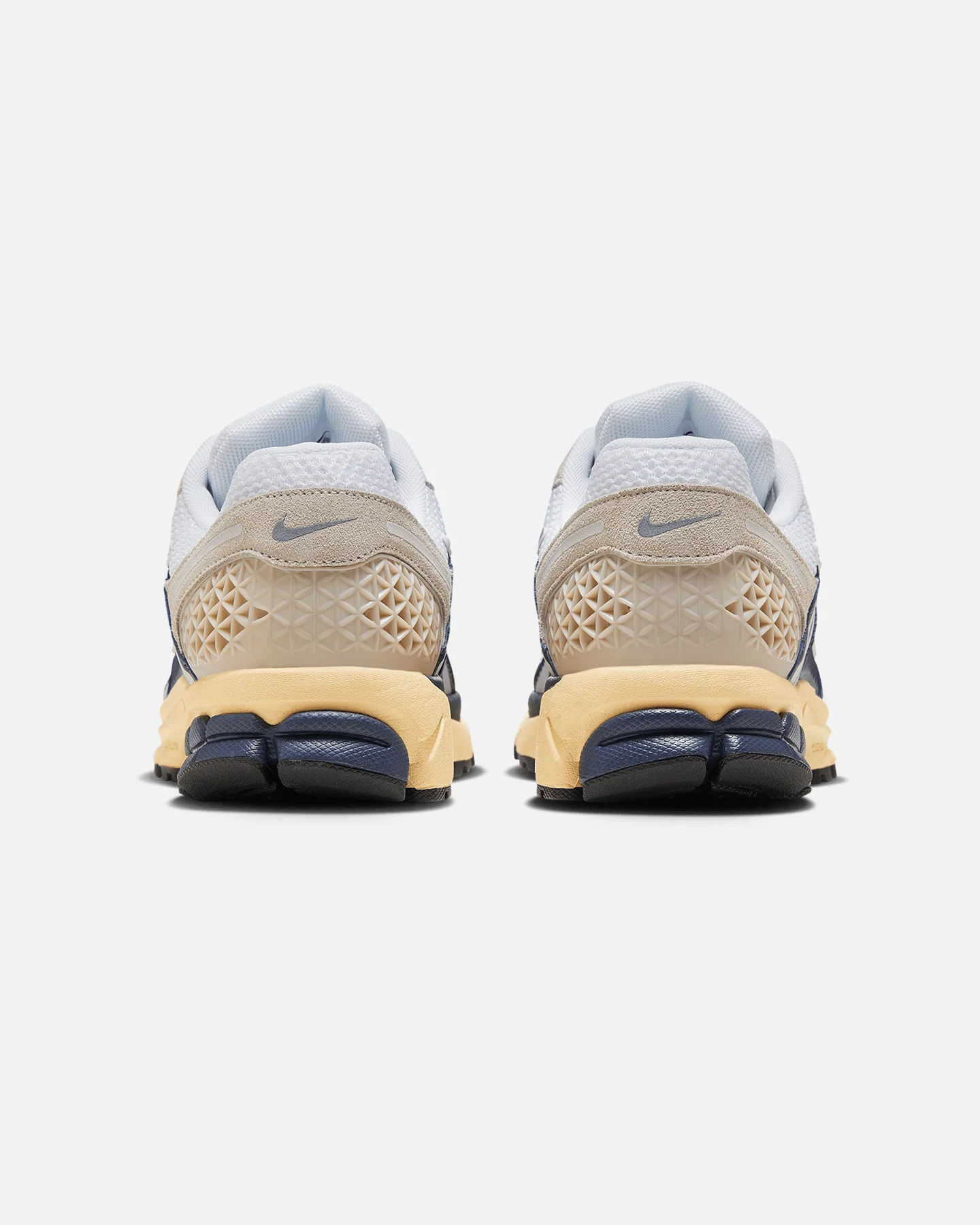 Nike Zoom Vomero 5 White/Thunder Blue - Image 3