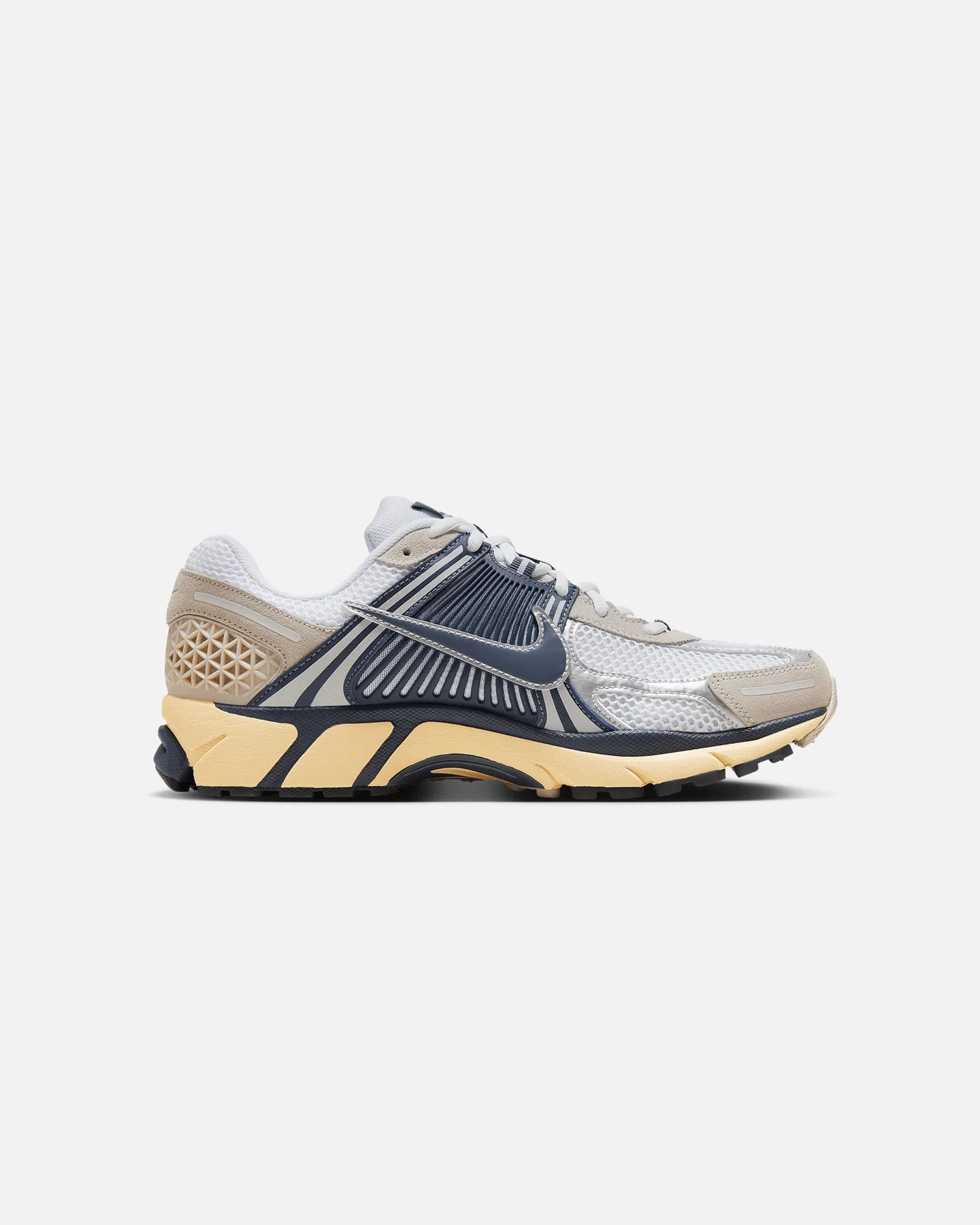 Nike Zoom Vomero 5 White/Thunder Blue - Image 4