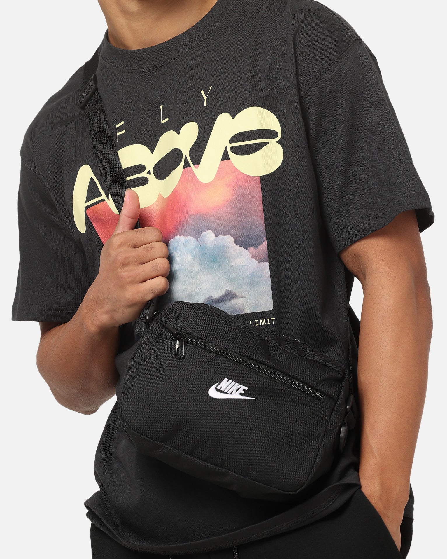 Nike Heritage Crossbody 2.0 (4L) Black/Black - Image 2