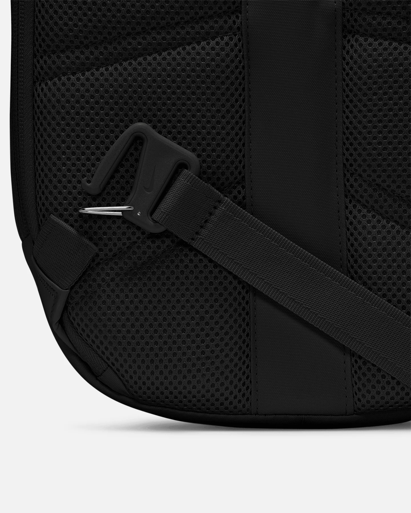 Nike Sportswear Commute Sling Bag (8L) Black/Silver - Image 7