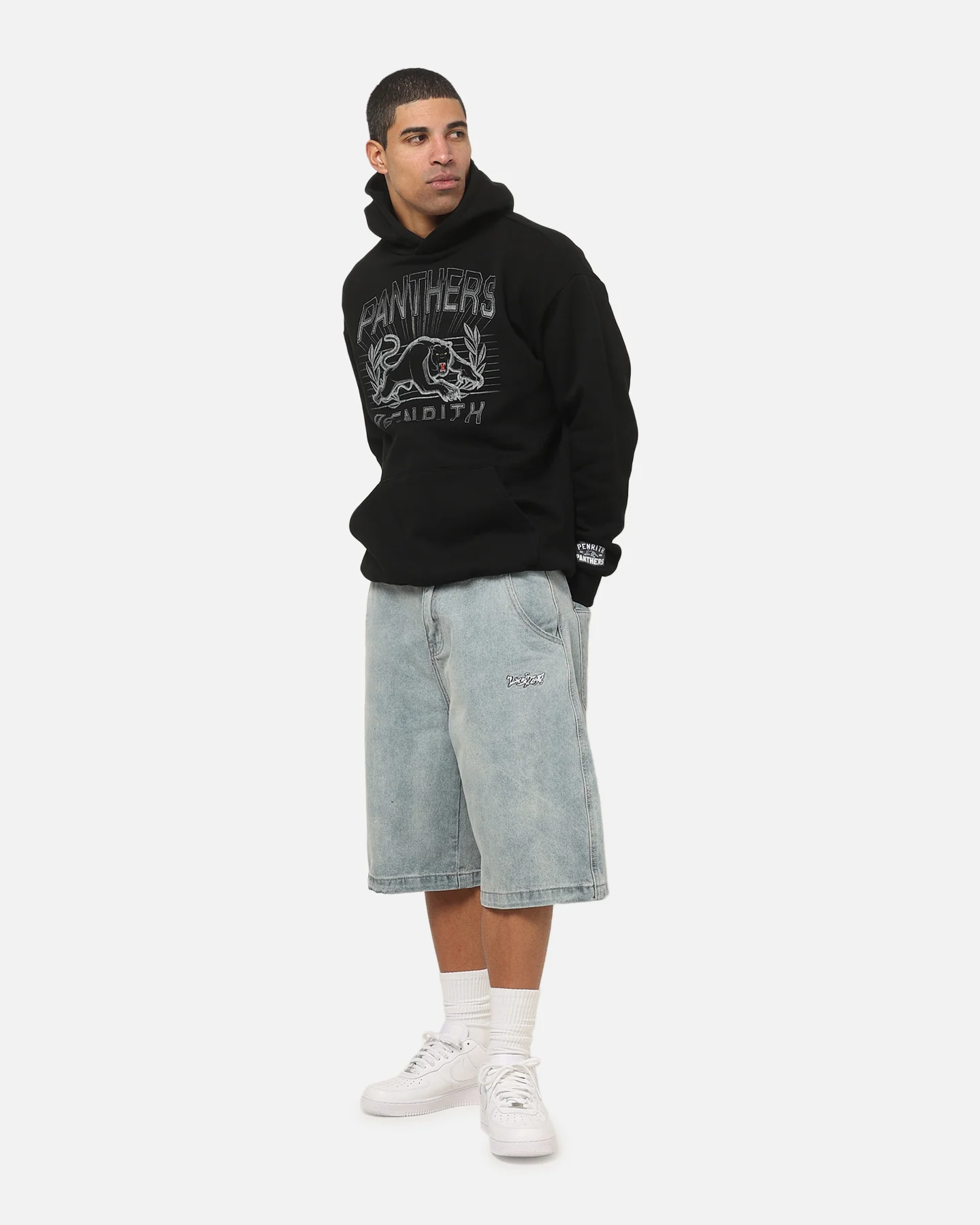 Bleacher Athletic Penrith Panthers NRL Adult Club Wreath Hoodie Black - Image 2