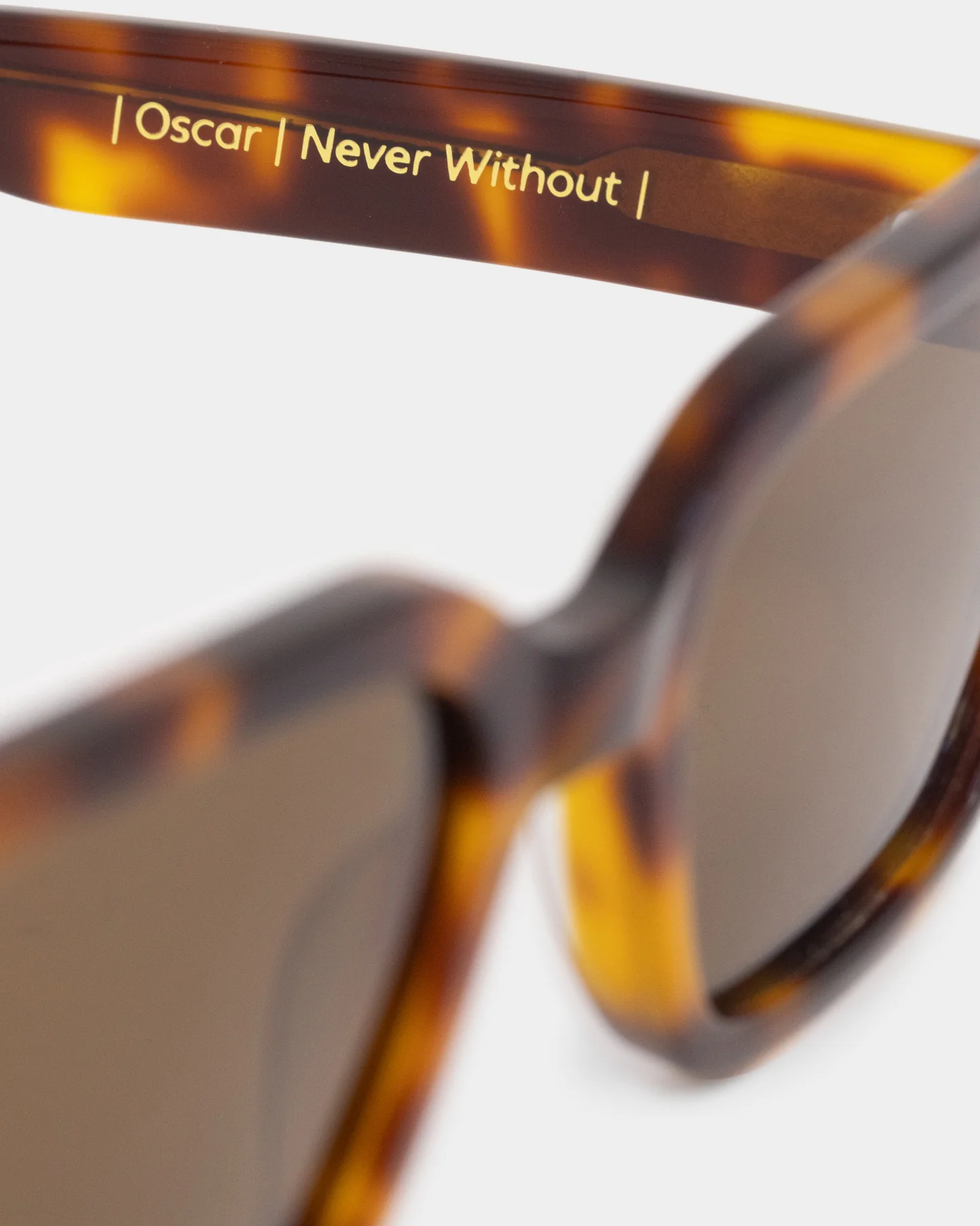 Nuqe Oscar Sunglasses Tort/Gold - Image 8