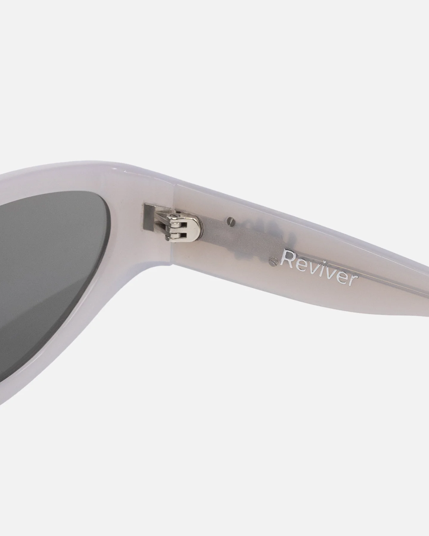 Nuqe Reviver Sunglasses Silver - Image 9