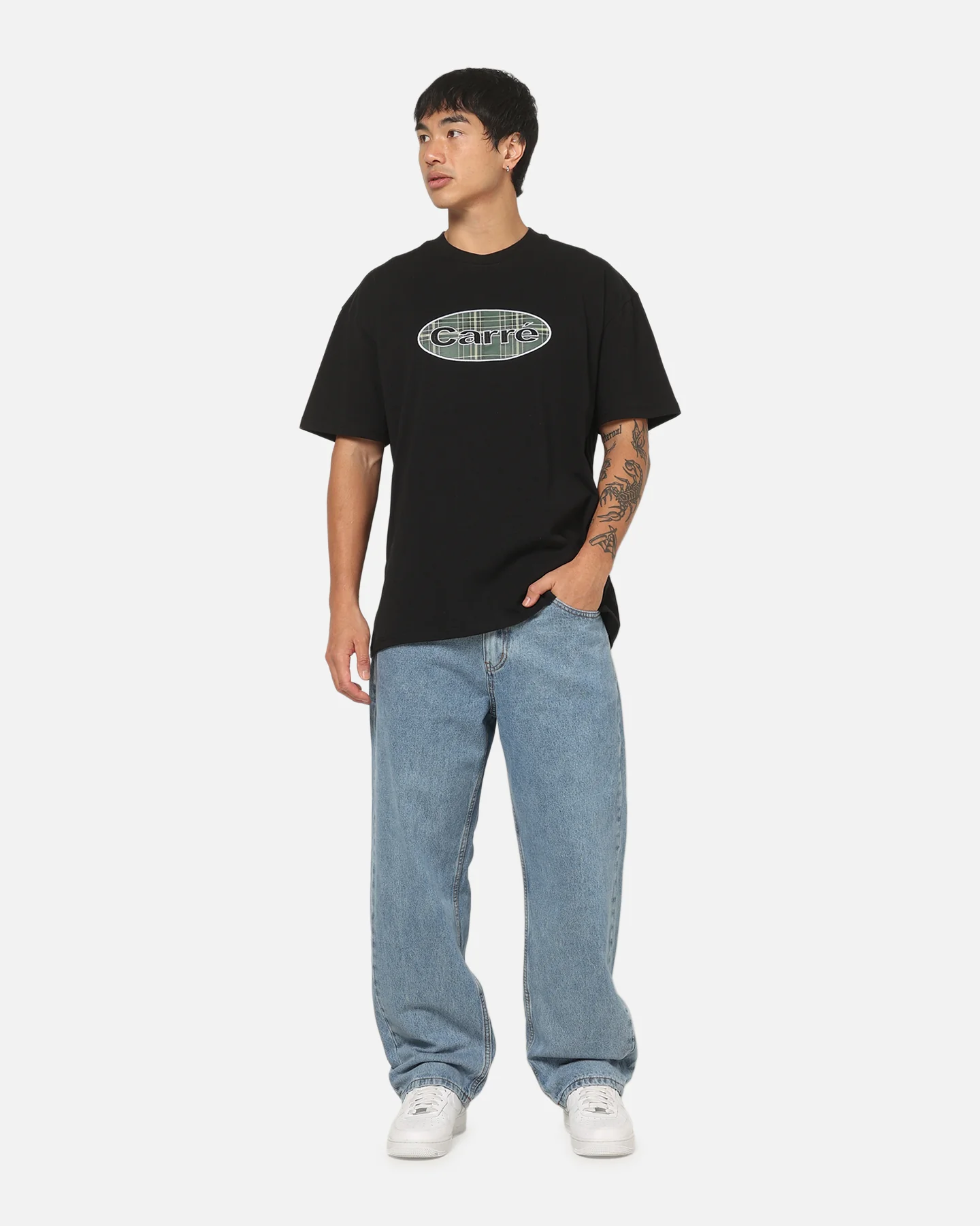 Carre Plaid Oval T-Shirt Solid Black - Image 2
