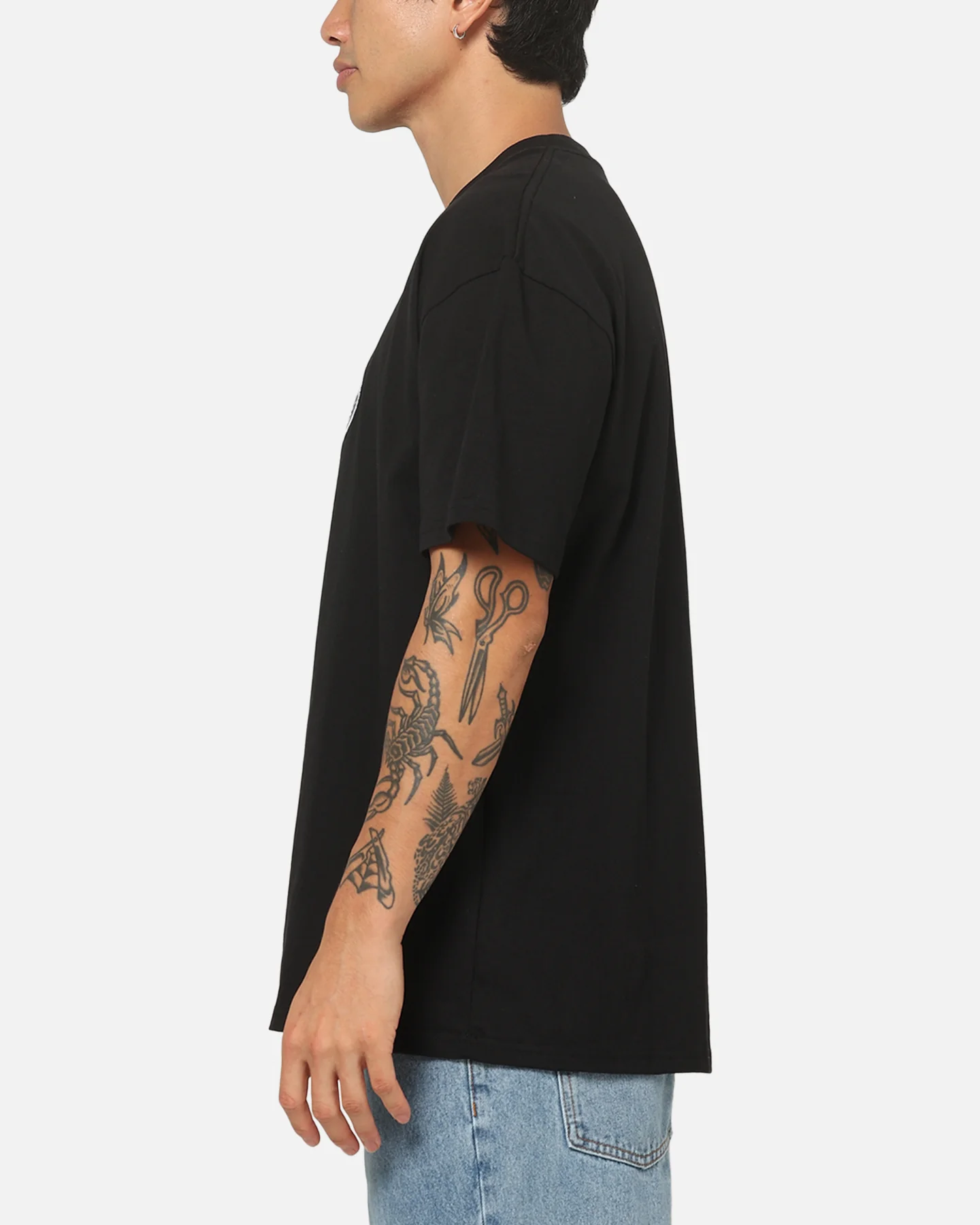 Carre Plaid Oval T-Shirt Solid Black - Image 5