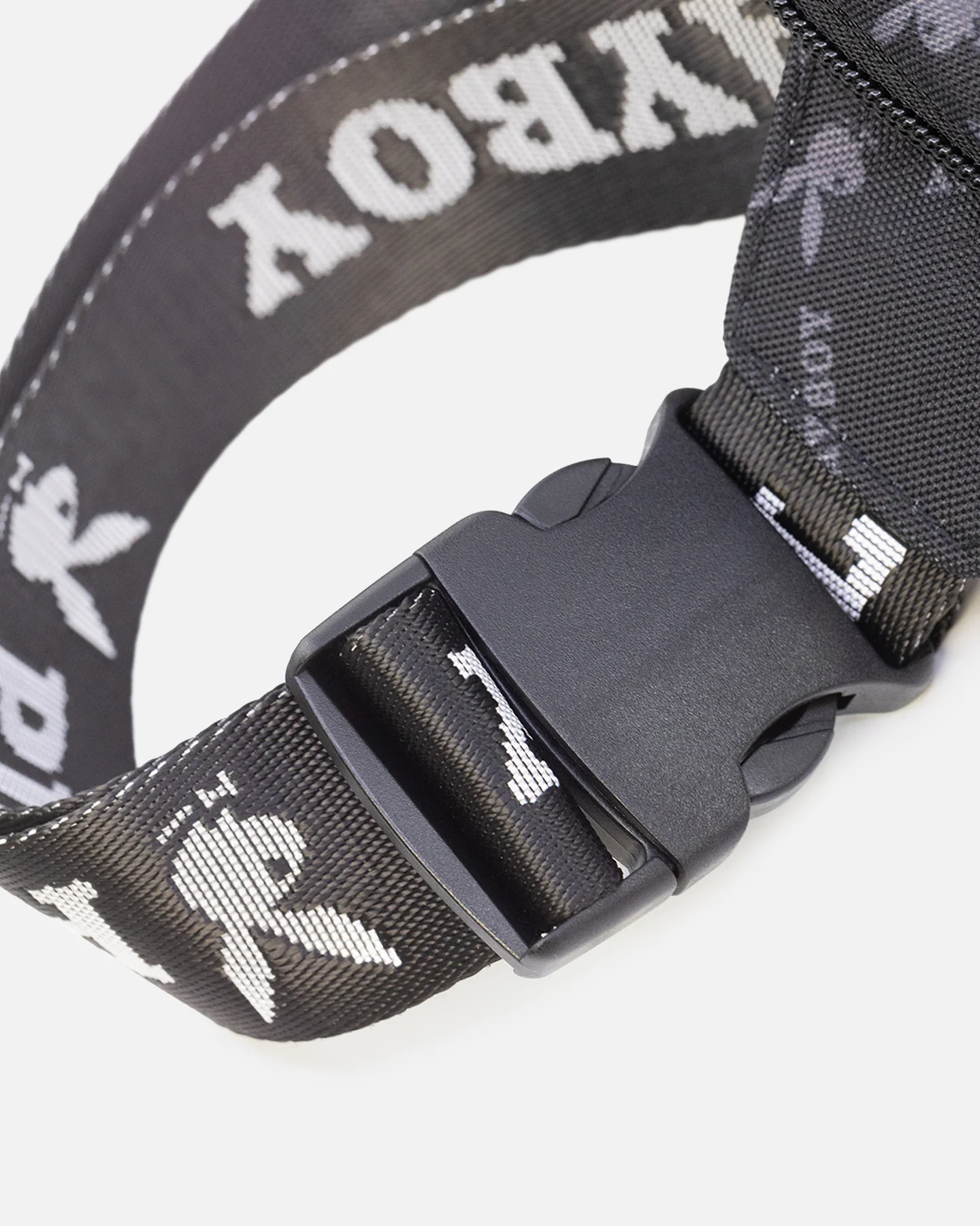 Playboy Bunny Crossbody Bag Black/White - Image 7
