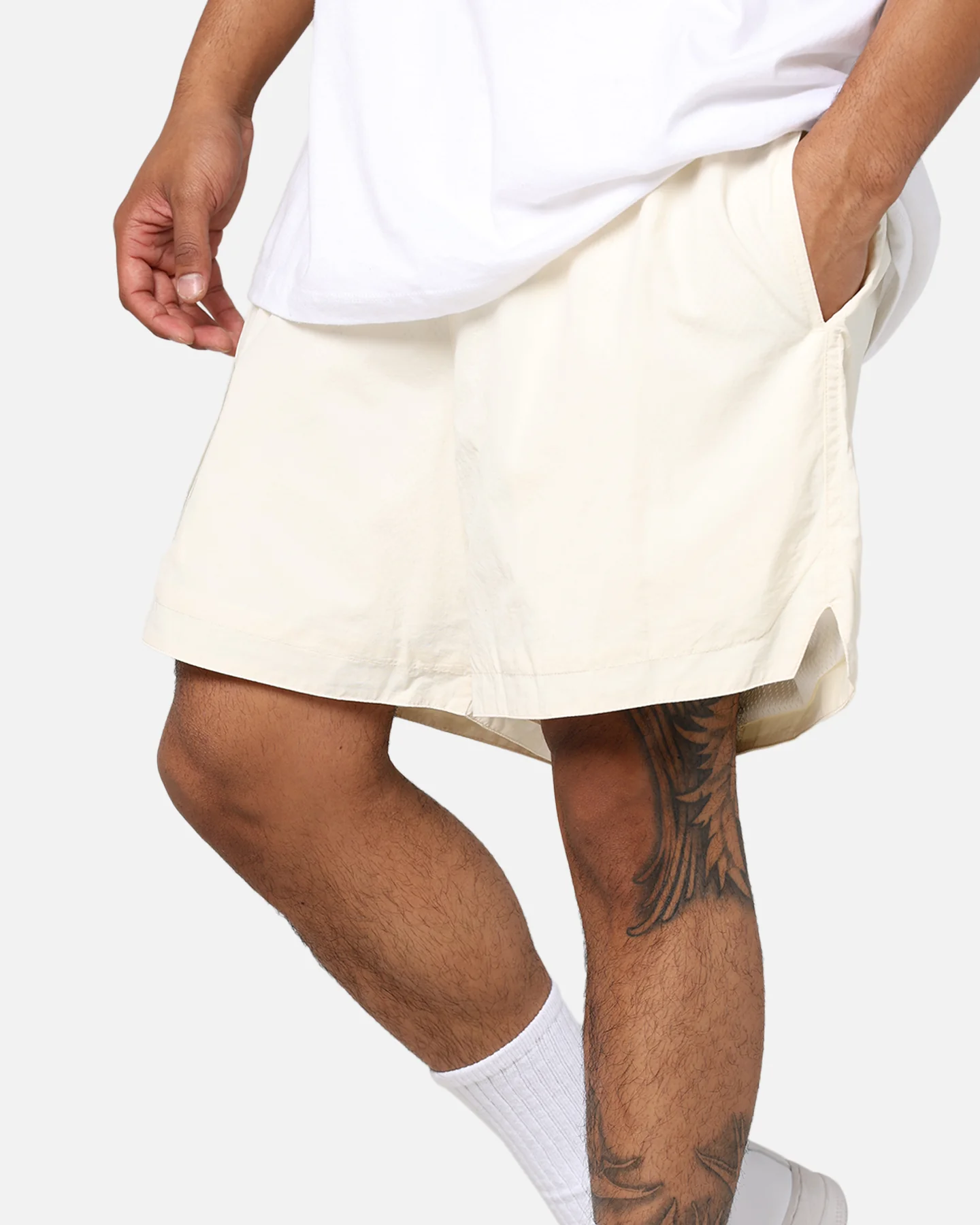Pro Standard Las Vegas Raiders Neutral 2.0 Shorts Eggshell - Image 4