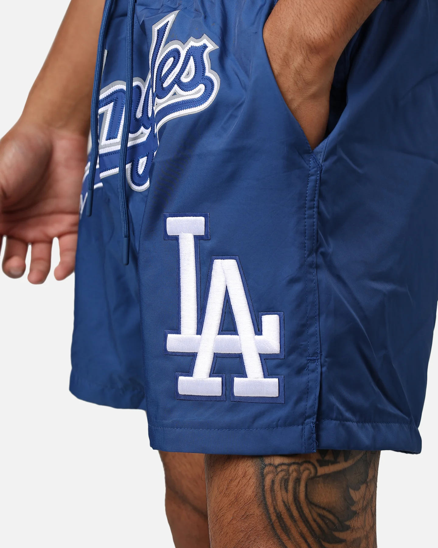 Pro Standard Los Angeles Dodgers Classic Woven Shorts Dark Blue - Image 7