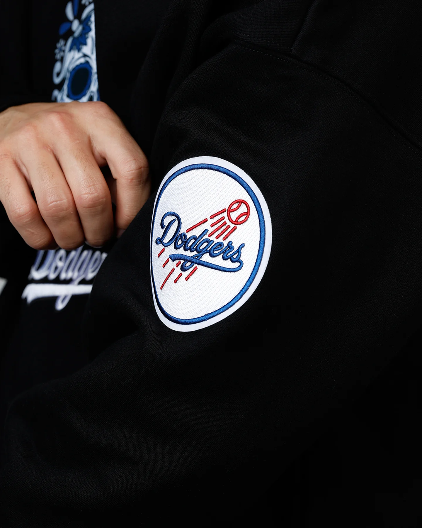 Pro Standard Los Angeles Dodgers Eternal Skull Hoodie Black/Blue - Image 7