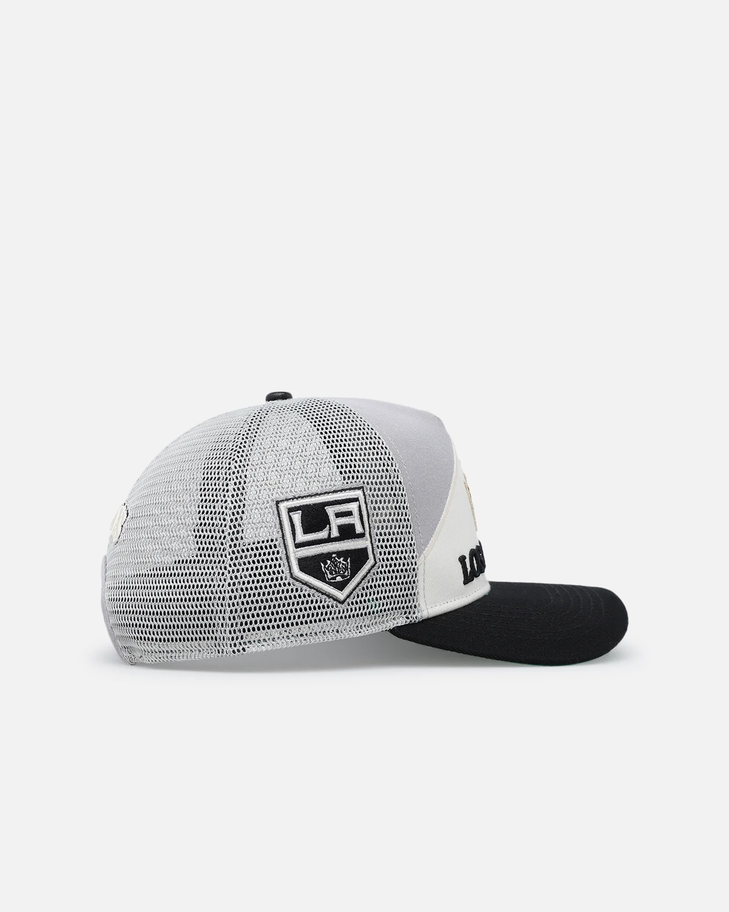 Pro Standard Los Angeles Kings Chevron Pinch Front Trucker Snapback Gray - Image 3