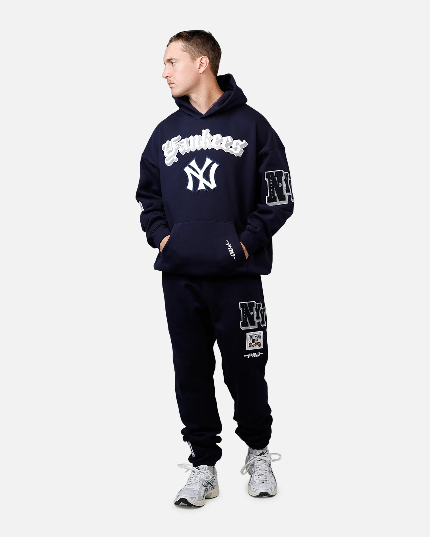 Pro Standard New York Yankees Best Of Hoodie Navy - Image 3