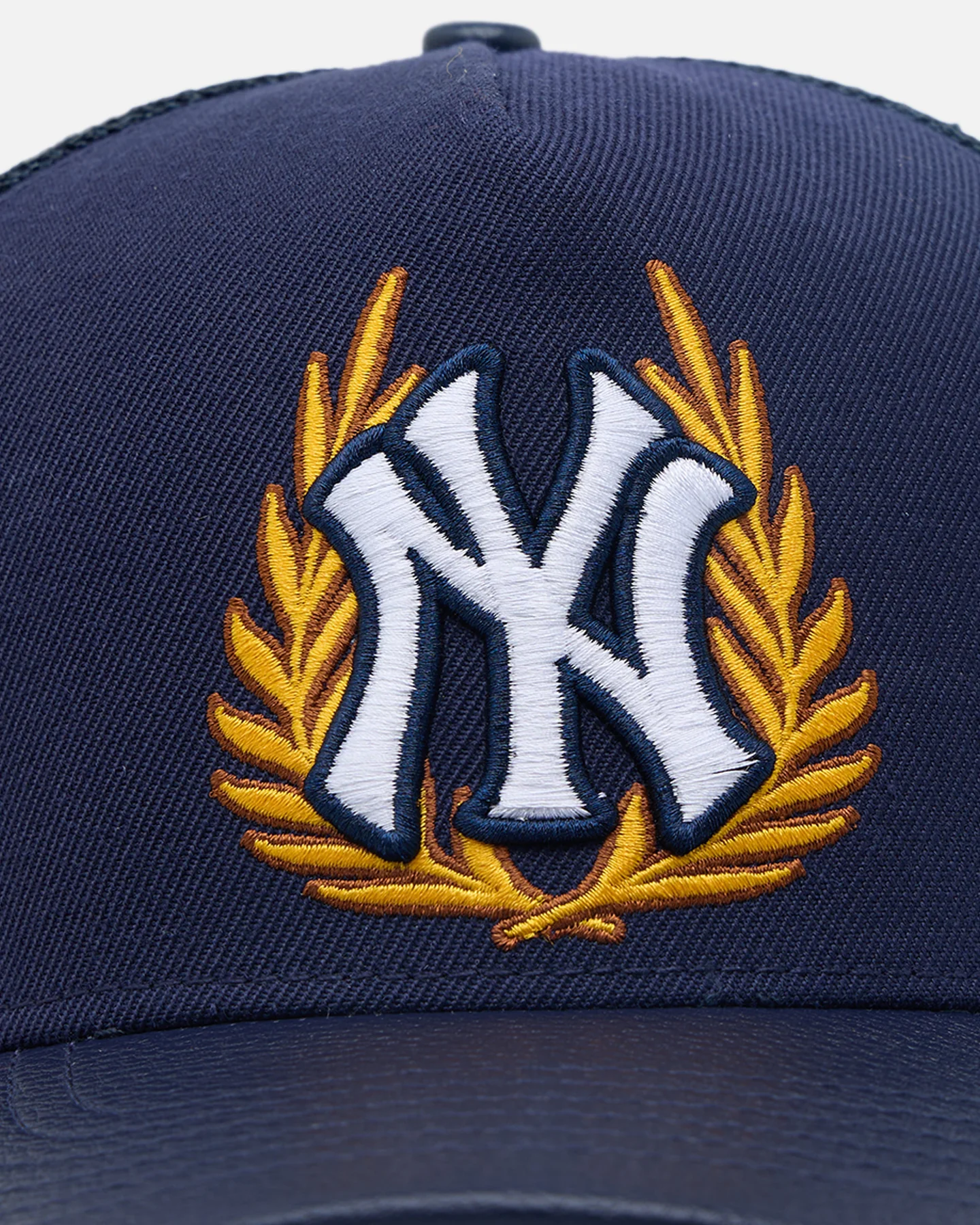 Pro Standard New York Yankees Fast Lane Trucker Strapback Midnight Navy - Image 6