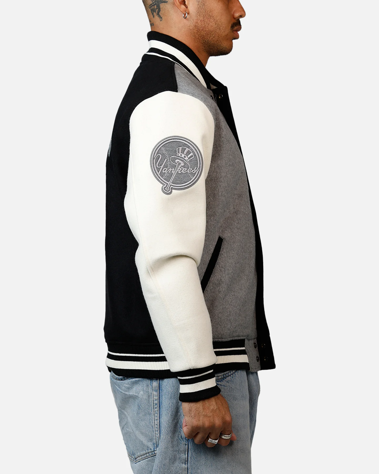 Pro Standard New York Yankees Reverse French Terry Wool Varsity Jacket Black/Grey - Image 4