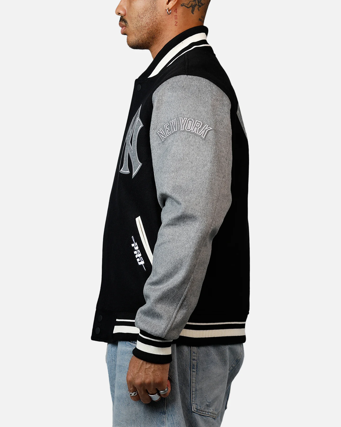 Pro Standard New York Yankees Reverse French Terry Wool Varsity Jacket Black/Grey - Image 5