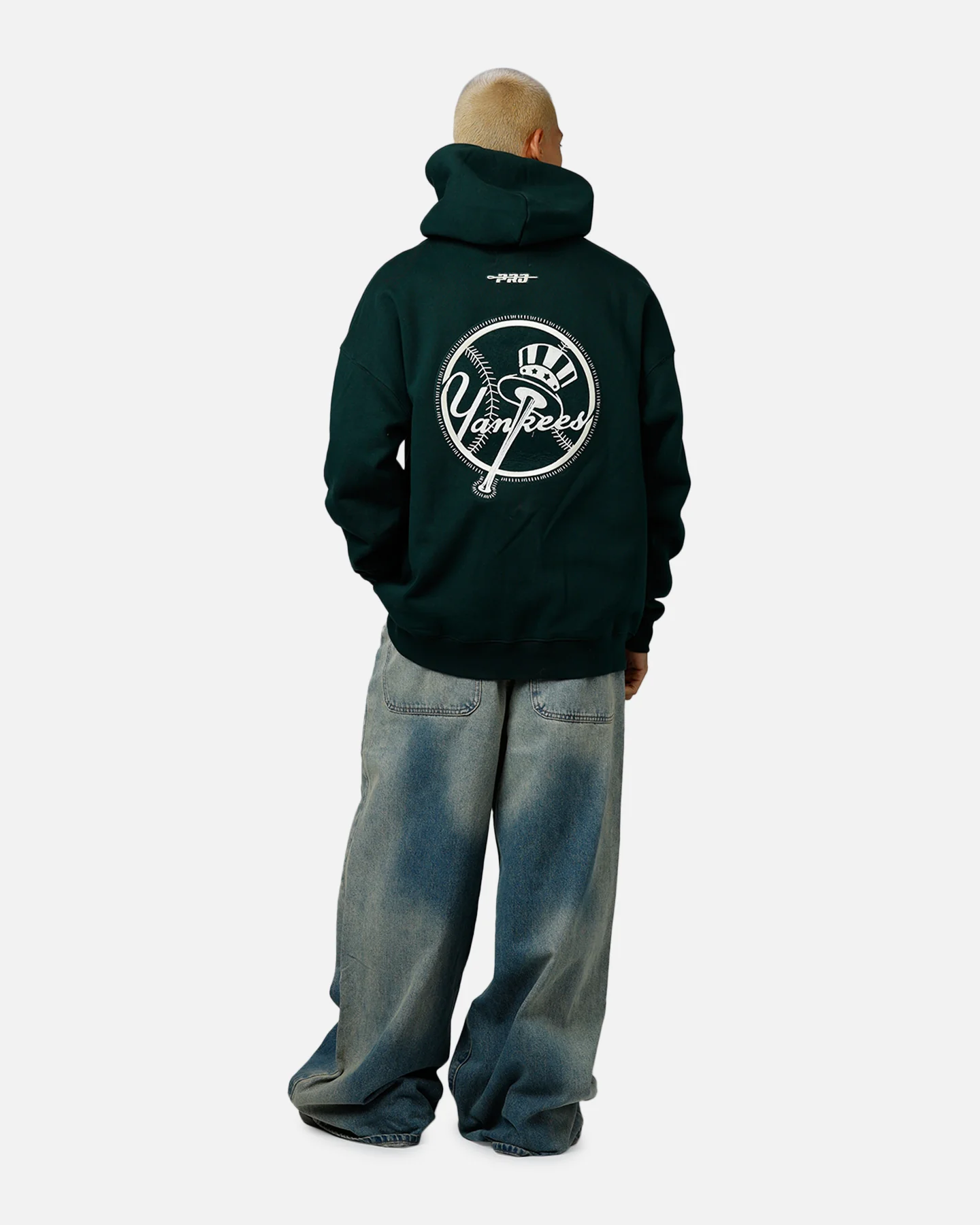 Pro Standard New York Yankees Tapestry 2.0 Hoodie Dark Green - Image 6