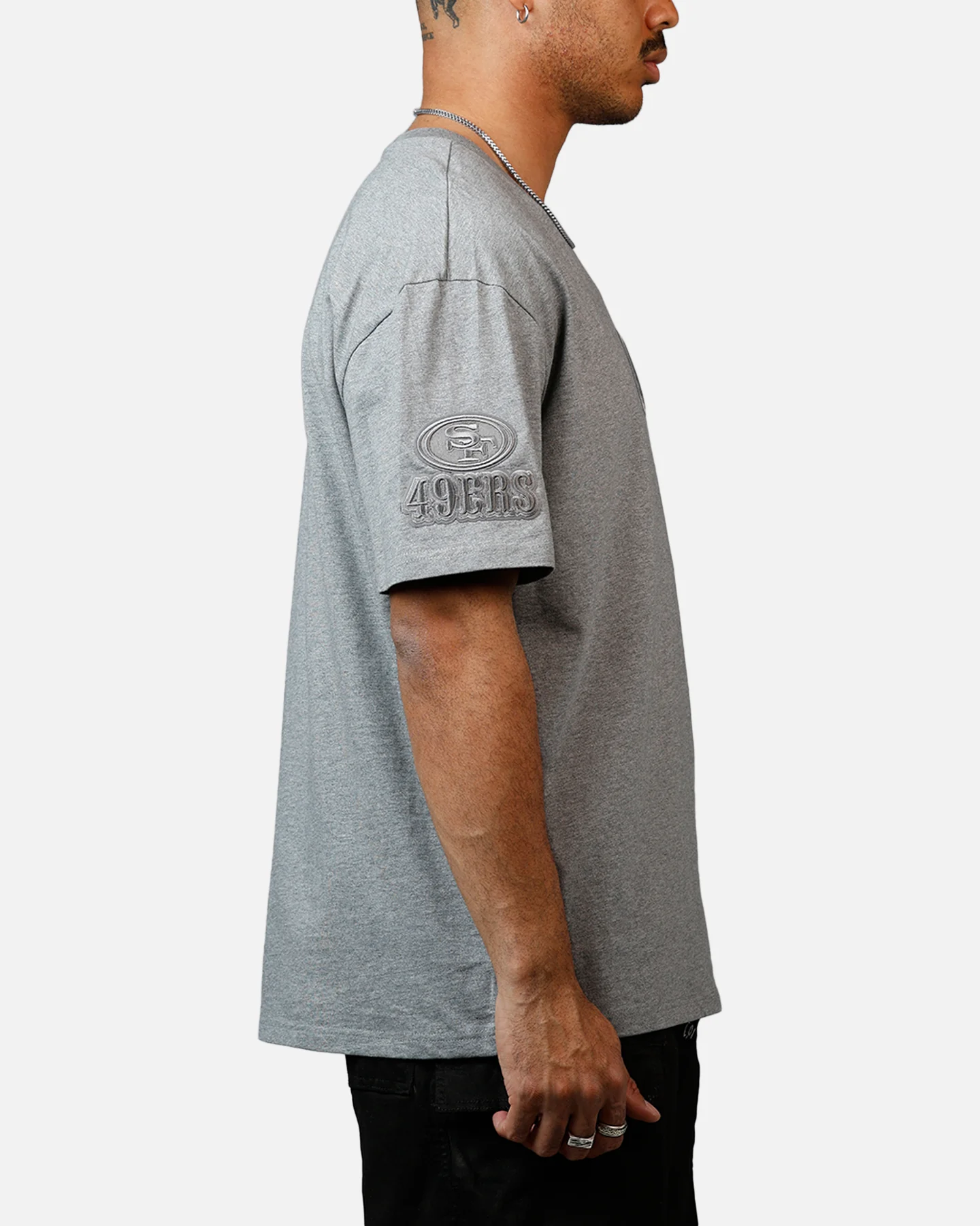 Pro Standard San Francisco 49ers Reverse French Terry T-Shirt Grey - Image 4