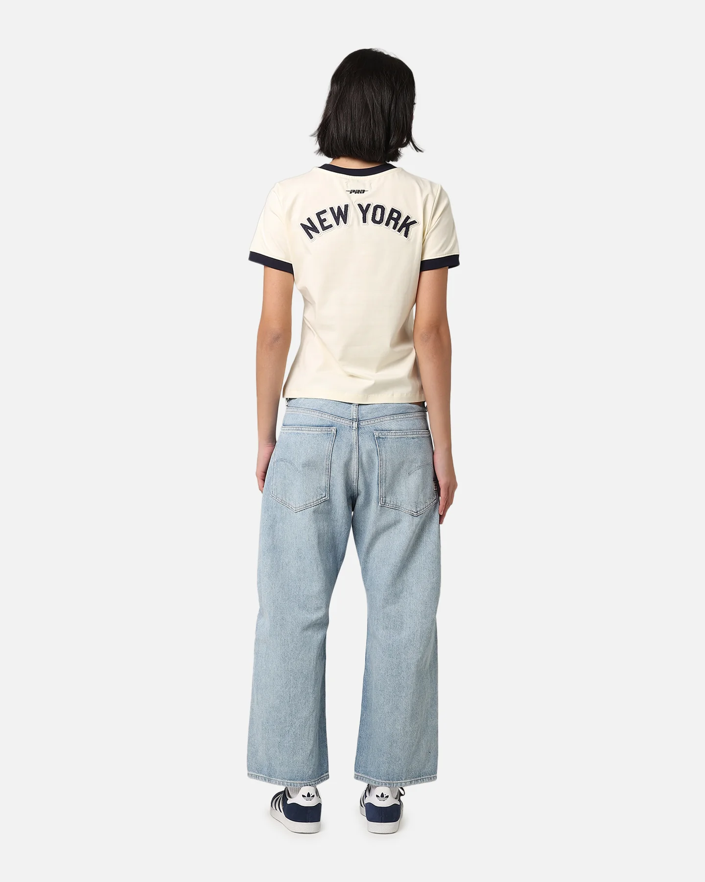 Pro Standard Women's New York Yankees Retro T-Shirt Eggshell/Midnight Navy - Image 4