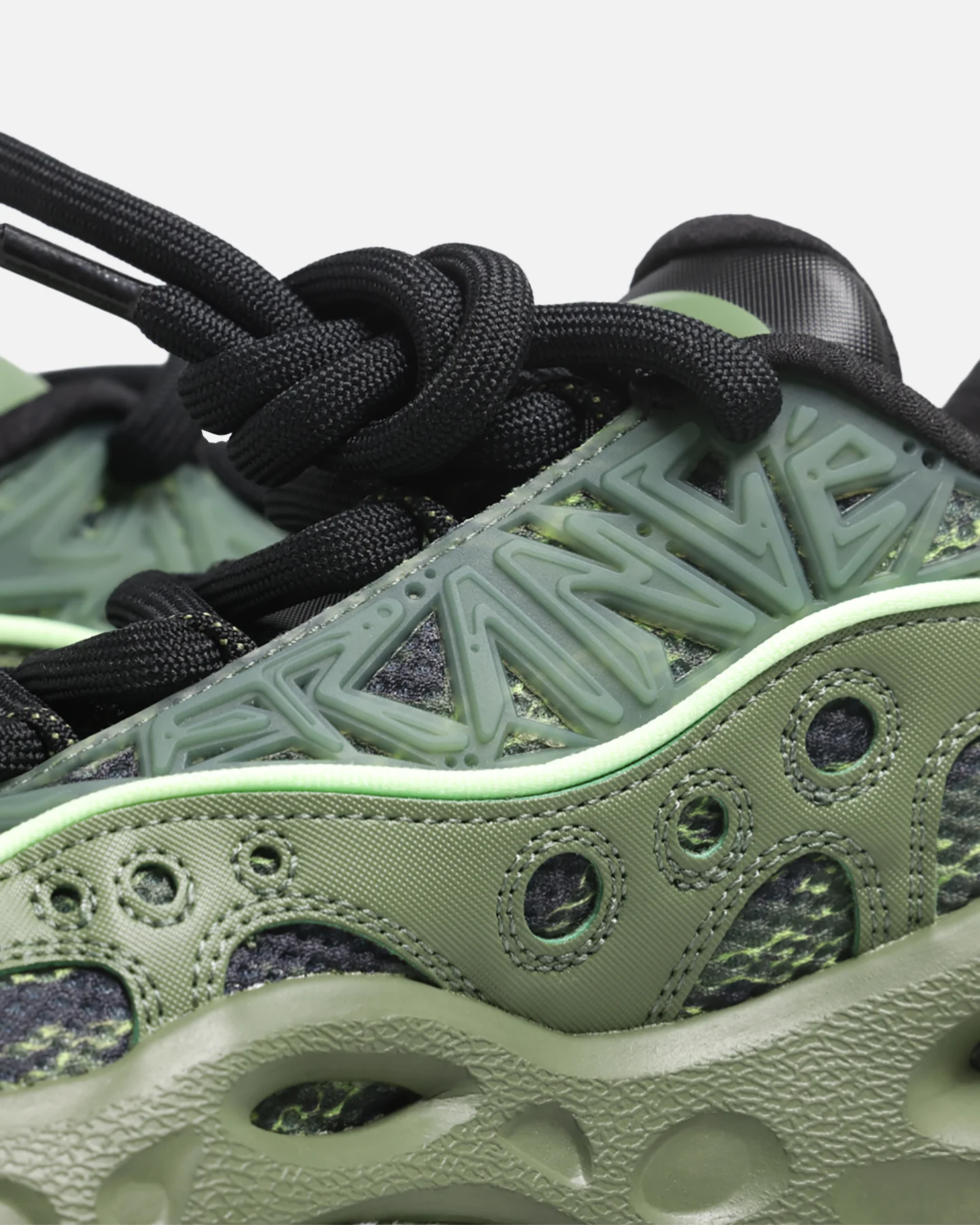 Puma LA France RNR Camo Green - Image 7