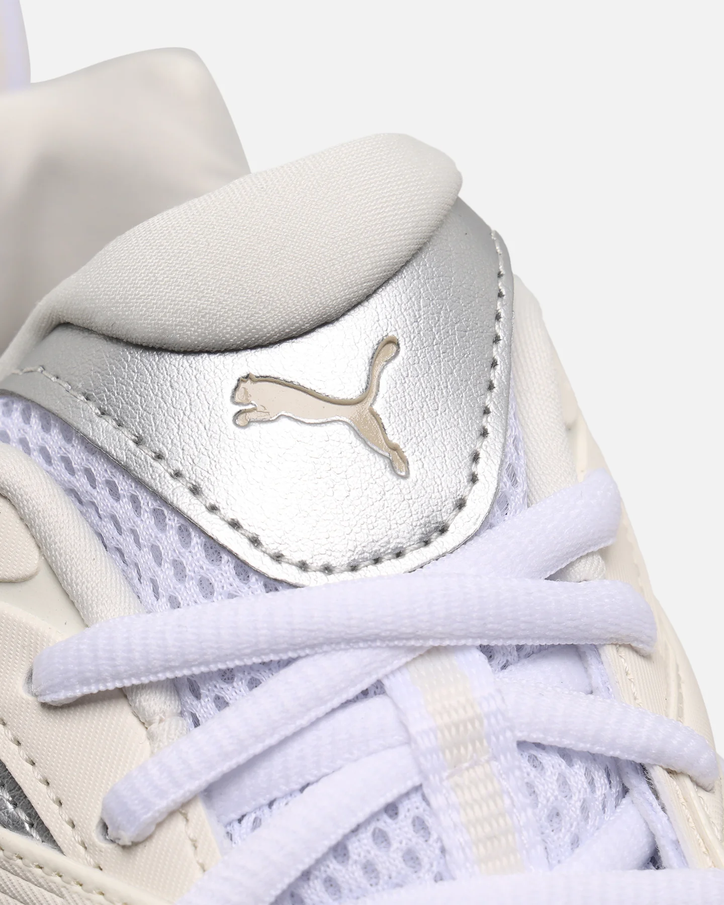 Puma Women's Morphic White - Image 6
