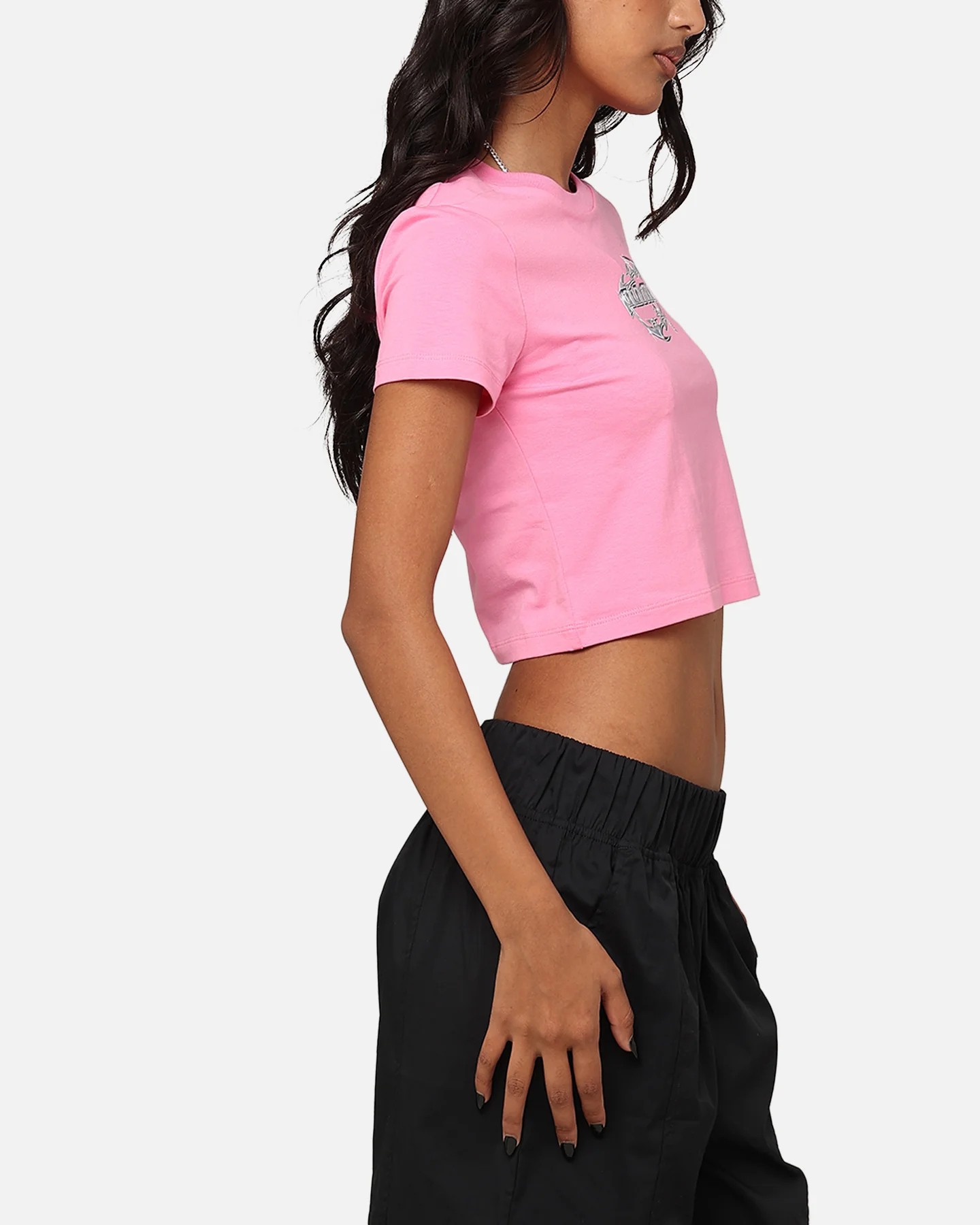 Puma Women's Graphics Hyper Girl Cropped T-Shirt Fast Pink - Image 4
